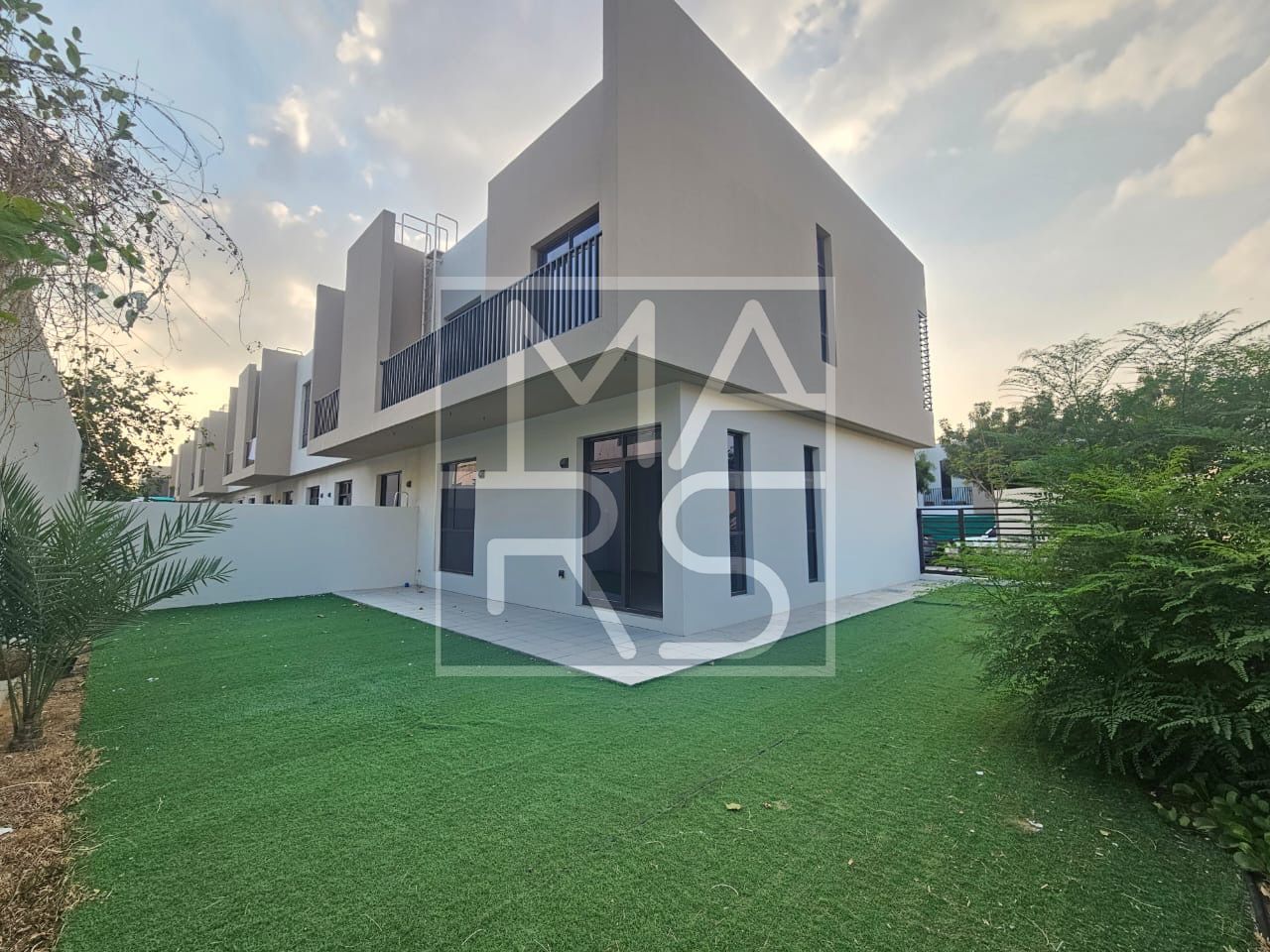 Luxury 3 bedroom townhouse available for rent in nasma just in 110k