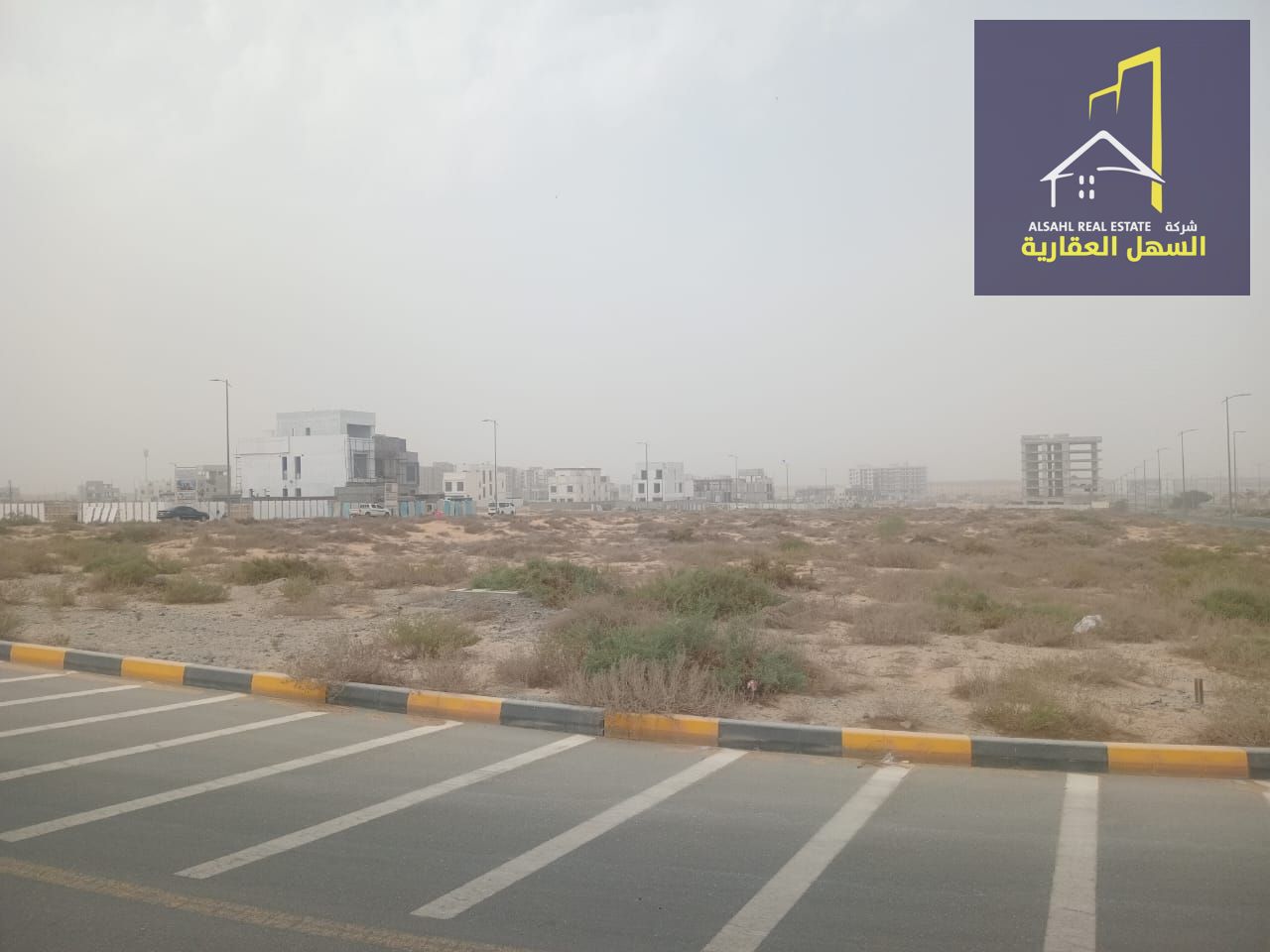 Land for sale in the hills area, with a permit for residential/commercial construction.