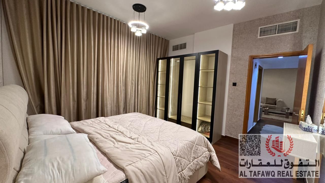 Furnished apartment consisting of a bedroom, living room, bathroom, and balcony with an external view, including electricity, water, and internet.