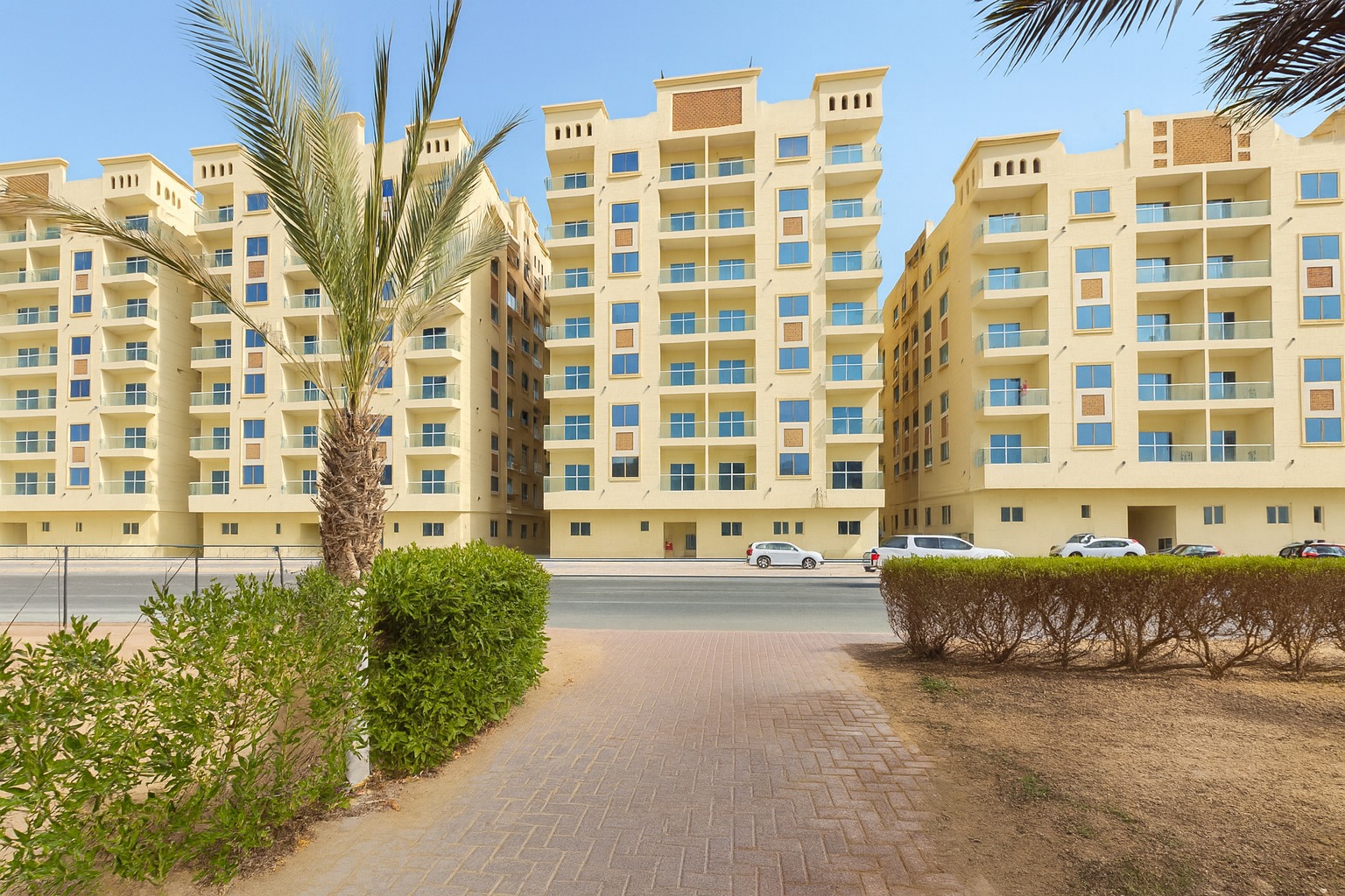 One bedroom apartment for sale in Al Yasmeen Ajman, resale unit, good size, prime location, ideal for living or investment.