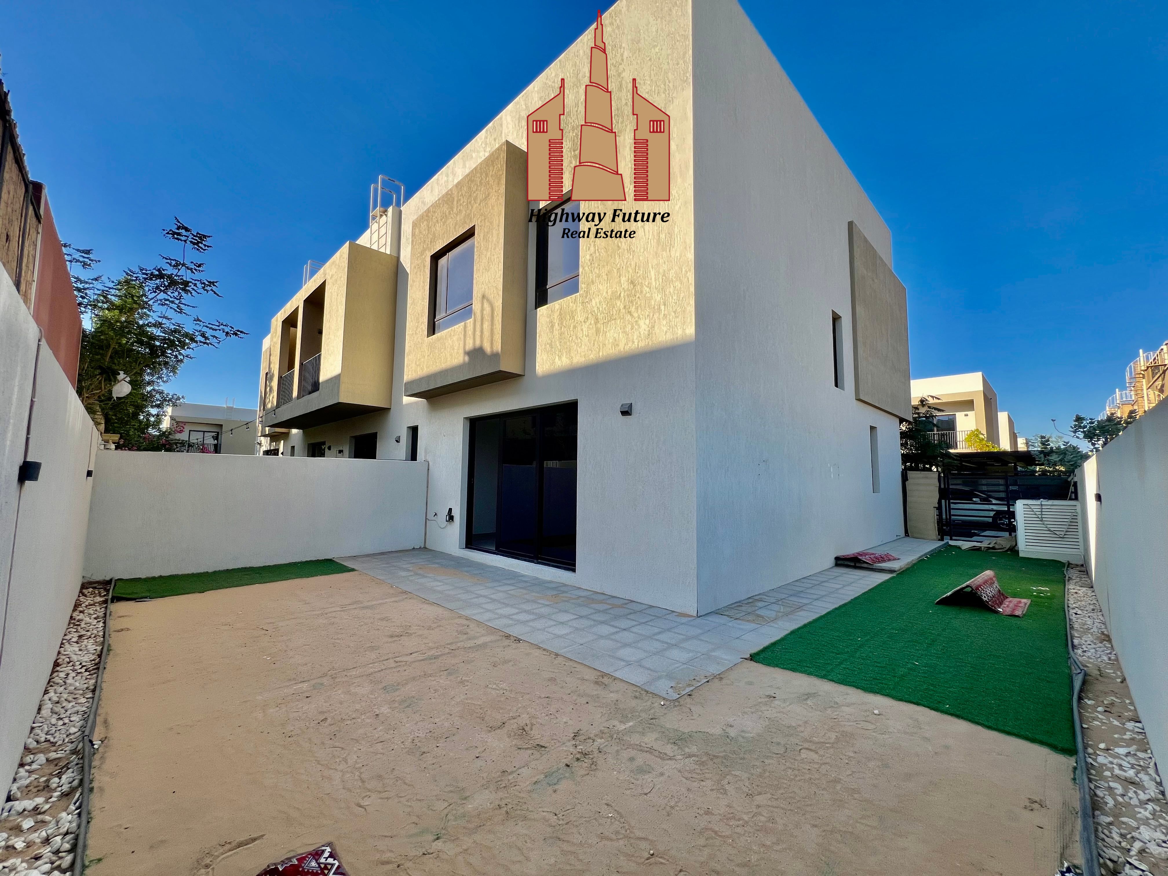 Smart Buyer’s Choice | High-Quality 3BR Townhouse+Maid’s Room~Best Price 1.750M