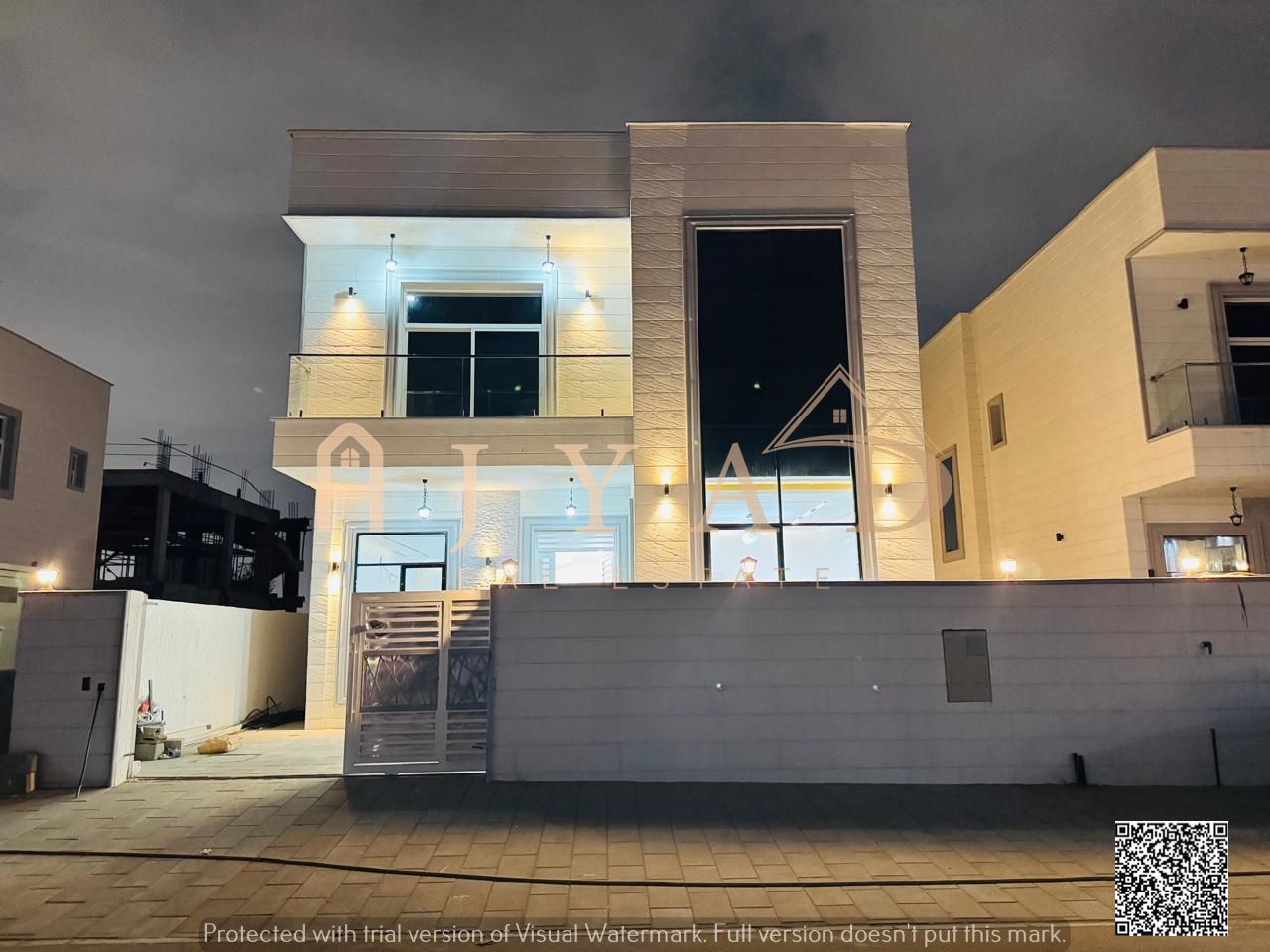 Villa for sale in Ajman at a bargain price, including registration and ownership fees, and air conditioning. Excellent location. Freehold ownership fo