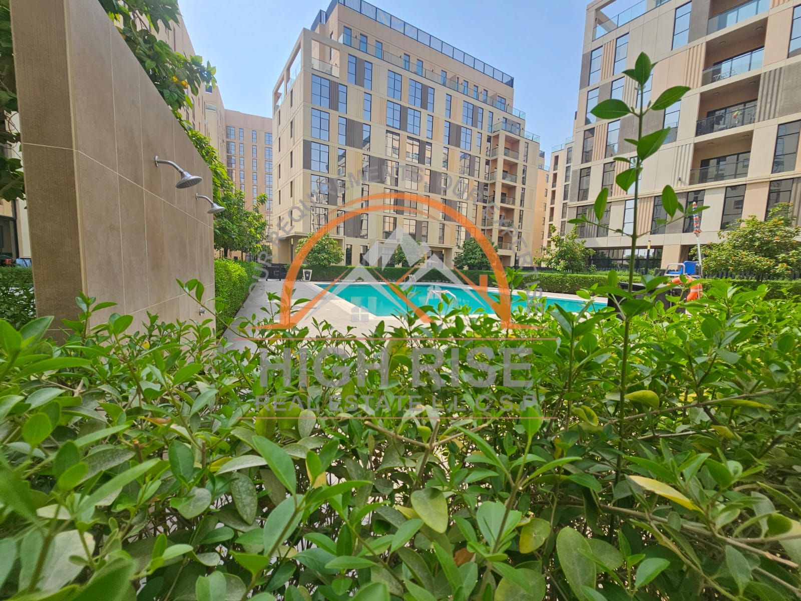 SPACIOUS UNIT ! PARTITION STUDIO! KITCHEN APPLIANCES! ALL AMENITIES