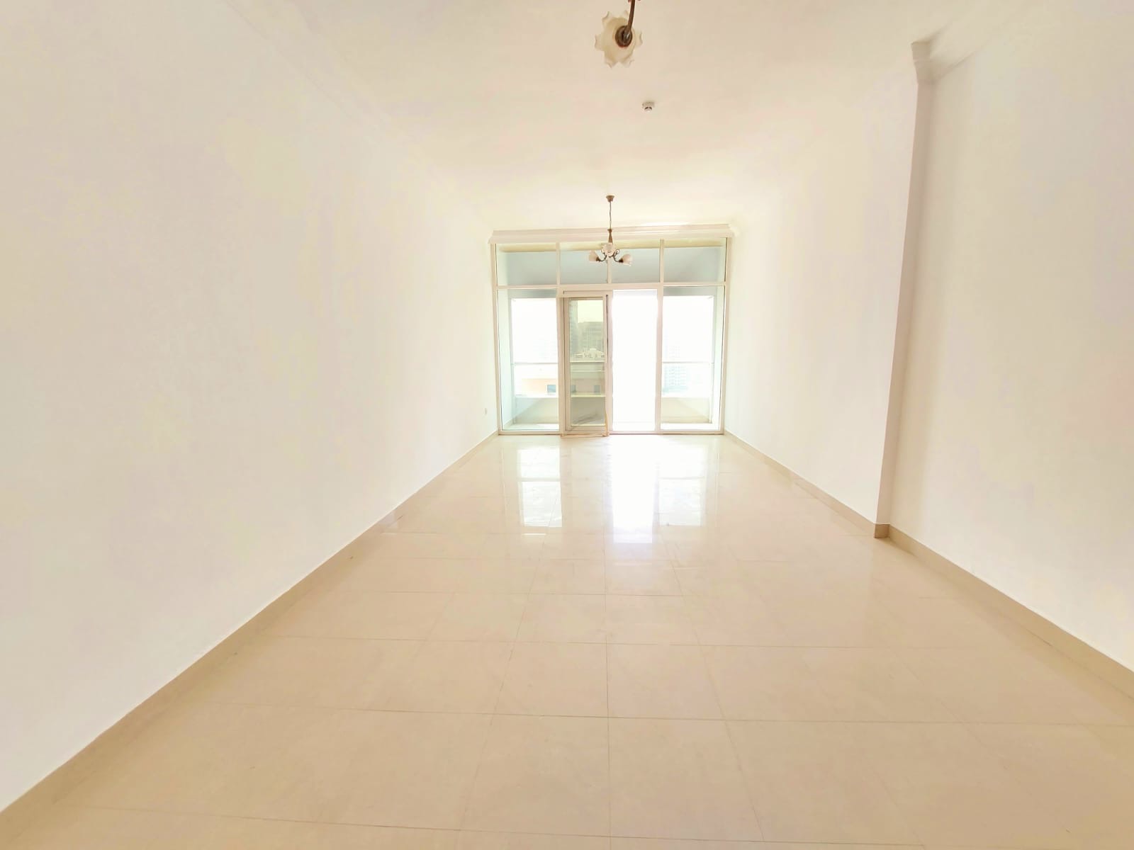 LAVISH HUGE 2BHK WITH BALCONY, WARDROBE (GYM,POOL ,kIDS PLAY AREA ) EASY ACCESS TO DUBAI
