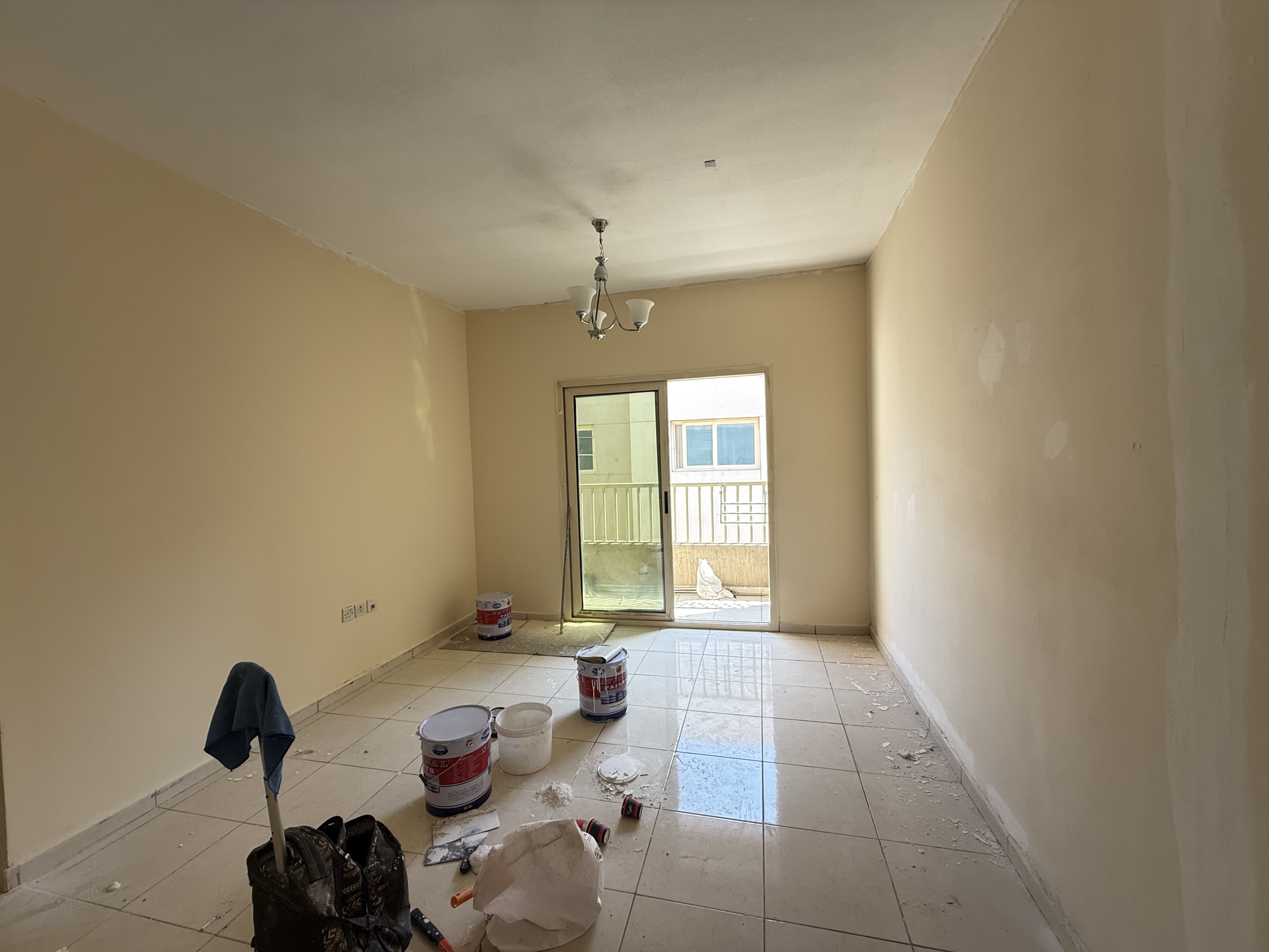 Deail of da day sTAFF Luxury 3bhk 2washroom with balcony close to zahia city centre new Muwaileh Sharjah
