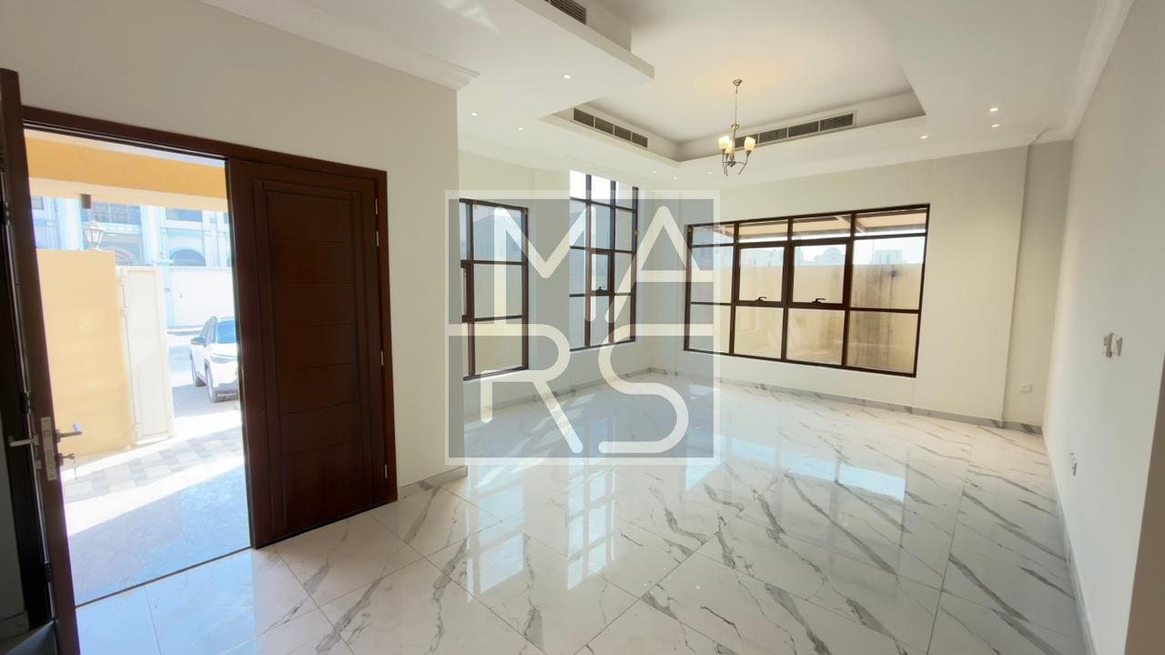 4-Bedroom Family Villa for Rent Well-Kept & Clean Interiors Al Hoshi, Sharjah
