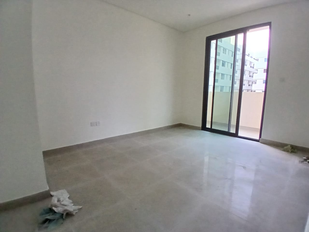 No Commission 1bhk with balcony