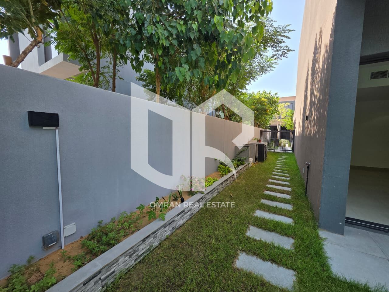 Invest in your pioneering projects with the best return on investment in Sharjah
