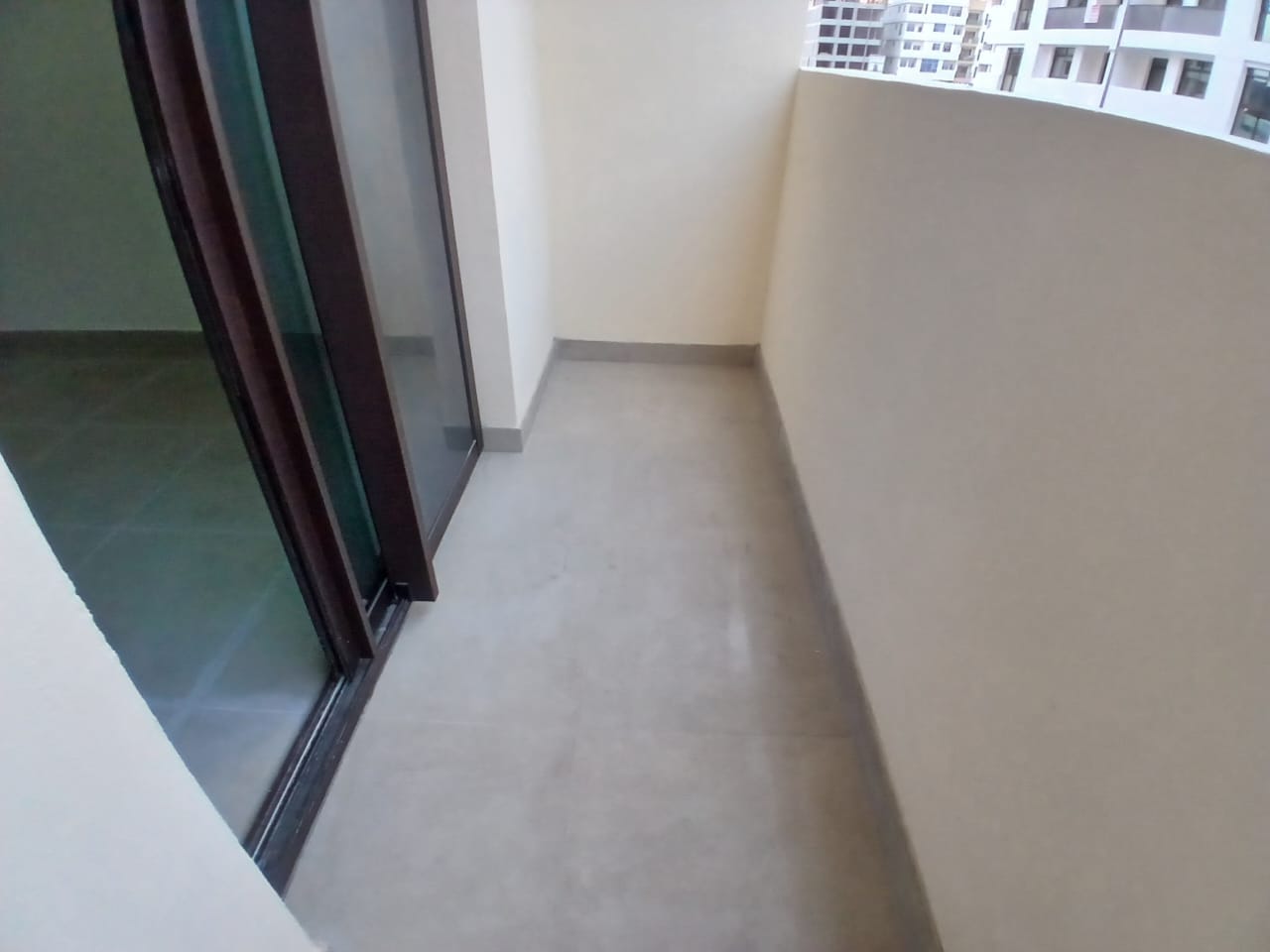 No Commission 1bhk with balcony with 2 bath