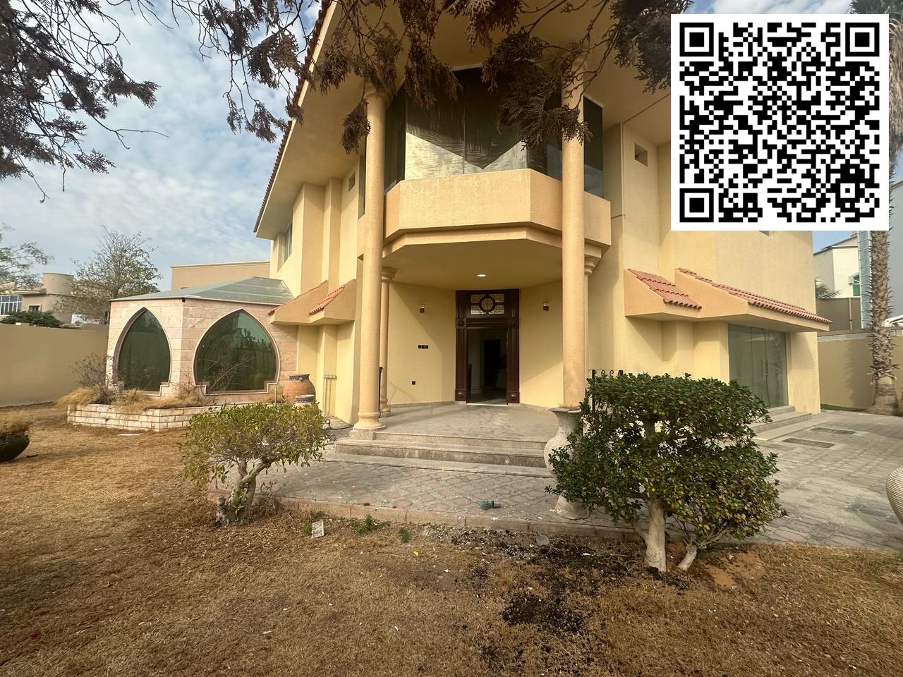Villa for rent in Al Ramakiya – Sharjah | 14,000 sq ft | Fully family-friendly | Multiple living and dining areas | Large yard and prime location