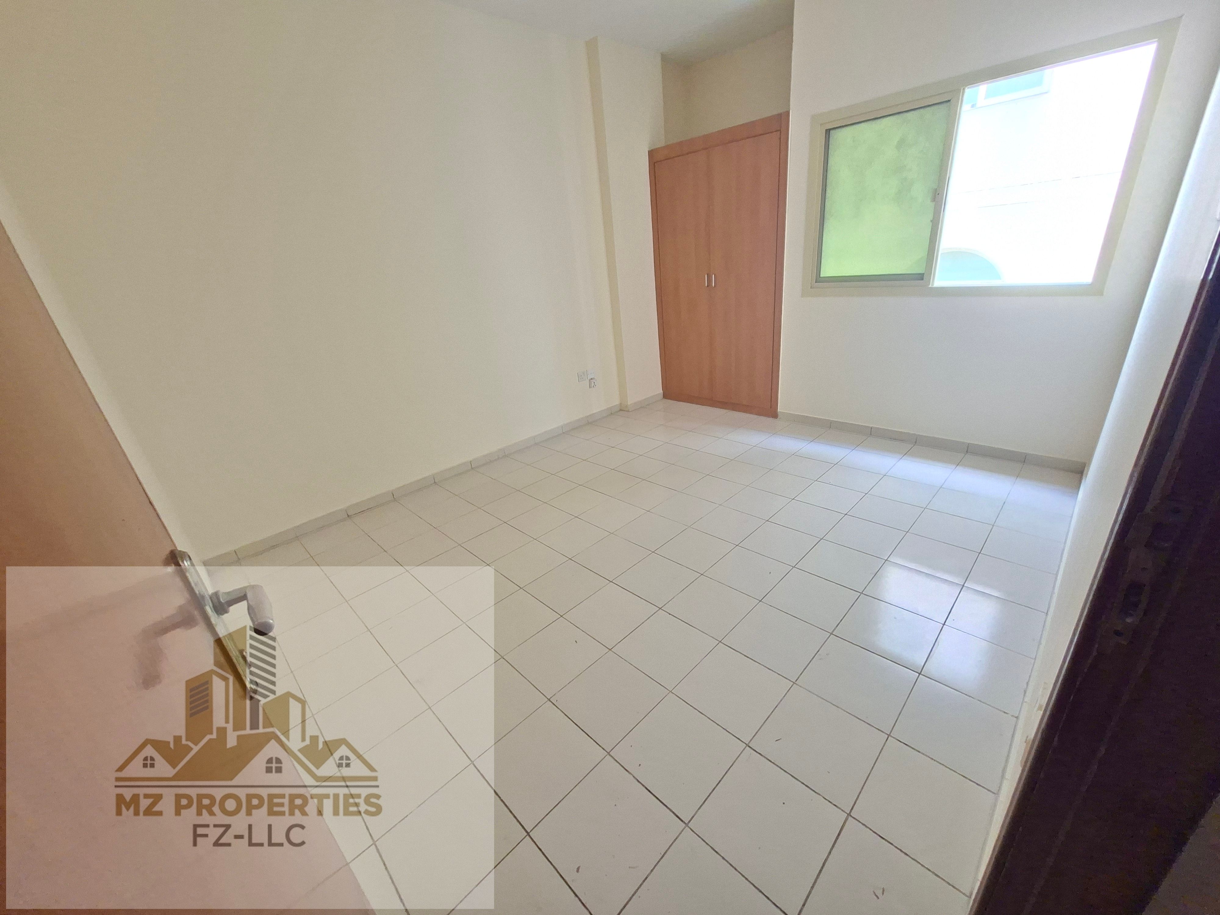 NO DEPOSIT ! FANTASTIC AND BEAUTIFUL 1 BEDROOM HALL ! BALCONY ! IDEAL LOCATION ! IN 29999
