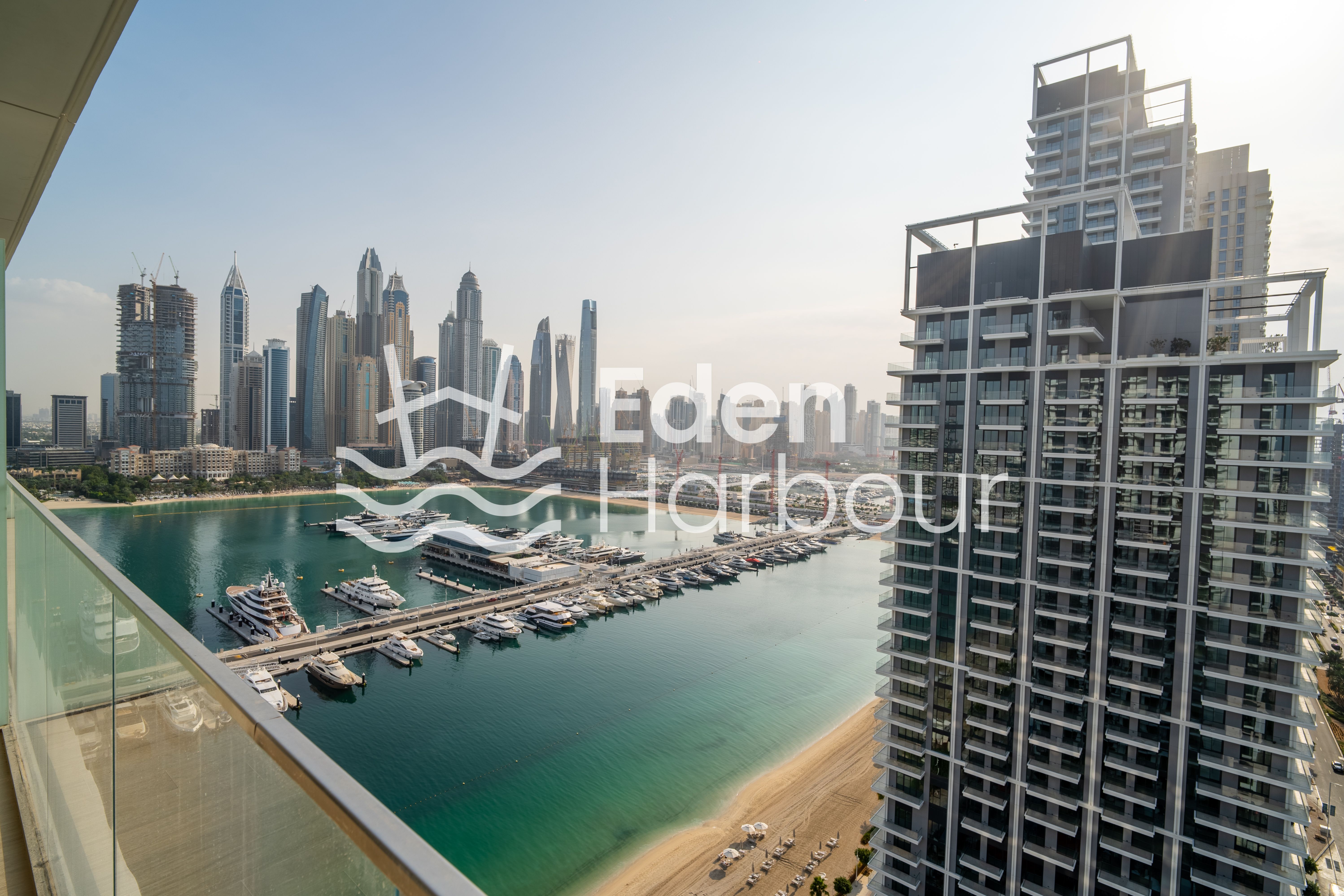 EXCLUSIVE | SKYLINE VIEWS | LARGE LAYOUT