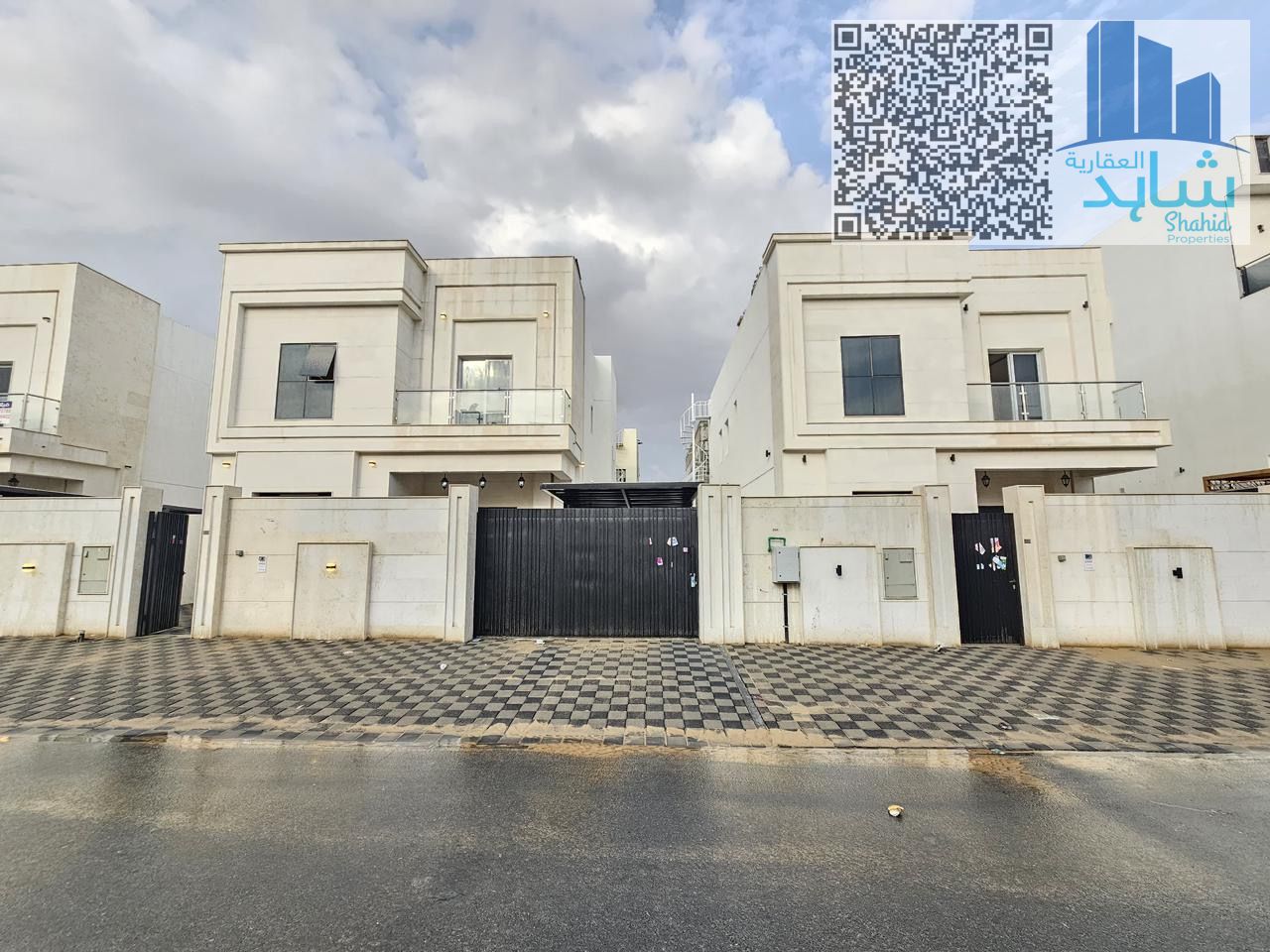 Twin Villas / Master Bedroom / Prime Location