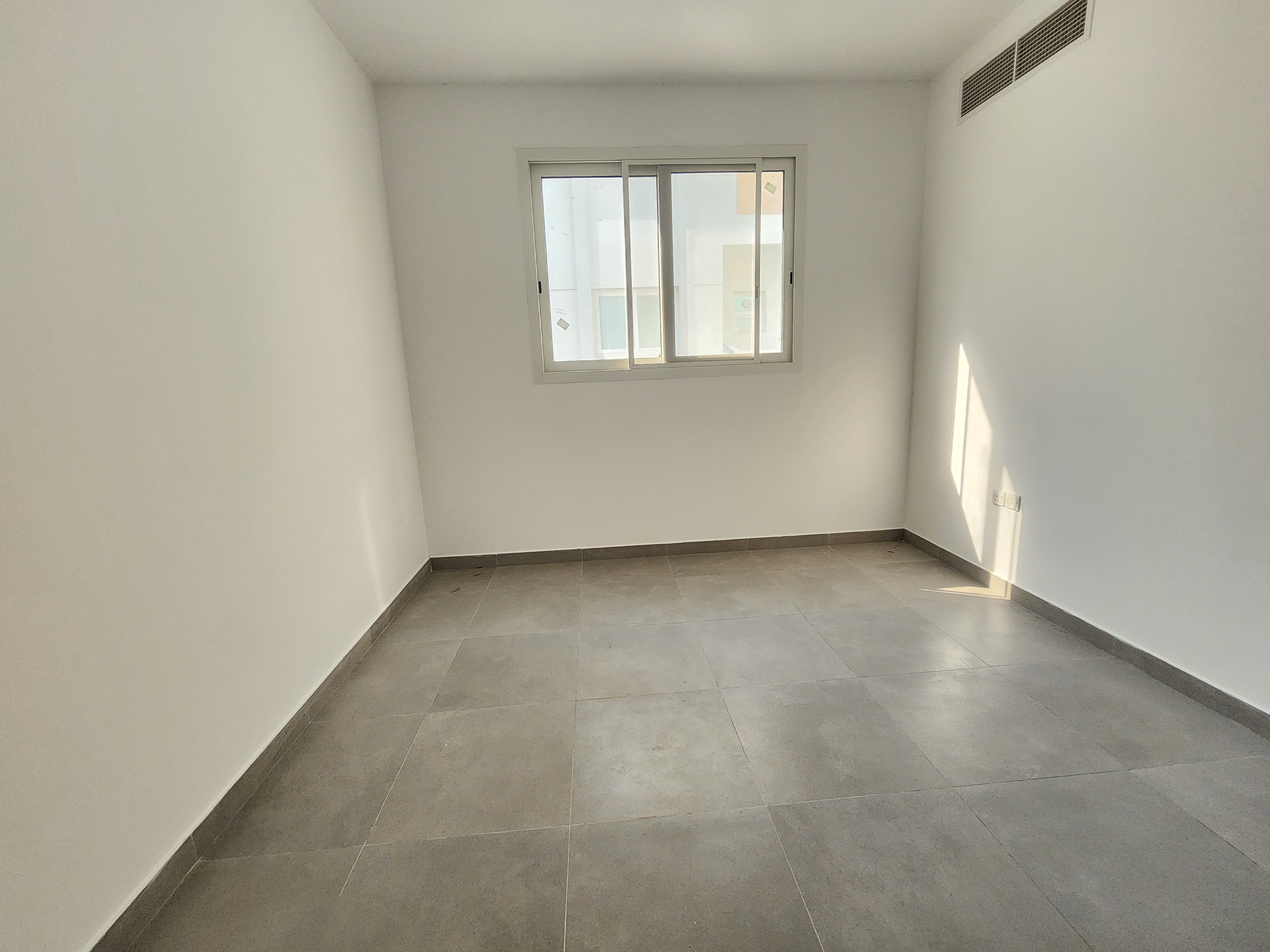 Spacious 1bhk with 2 bath near airport road