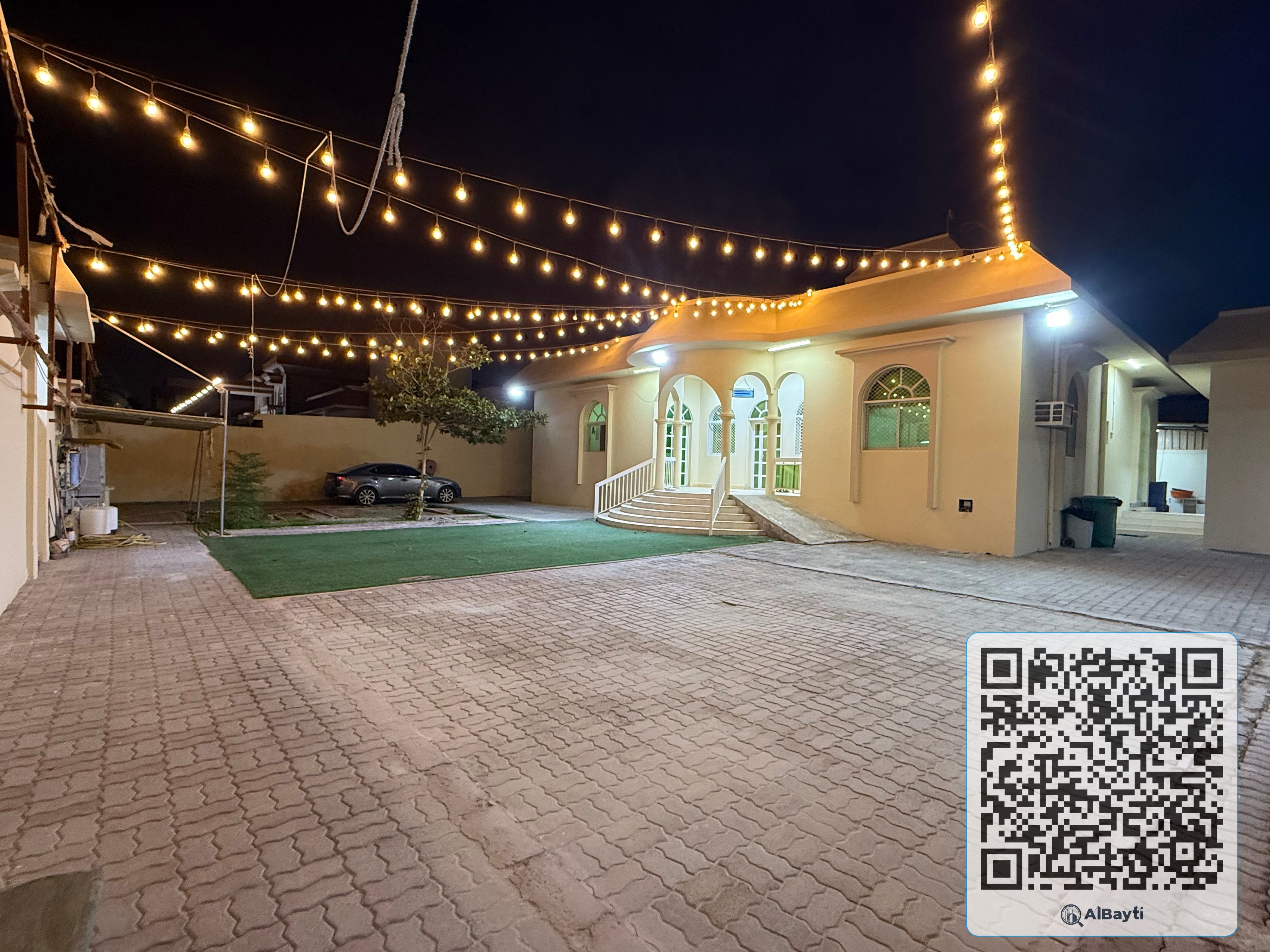 Grand 5-Bedroom Luxury Villa | Prime Investment in Rawda 2