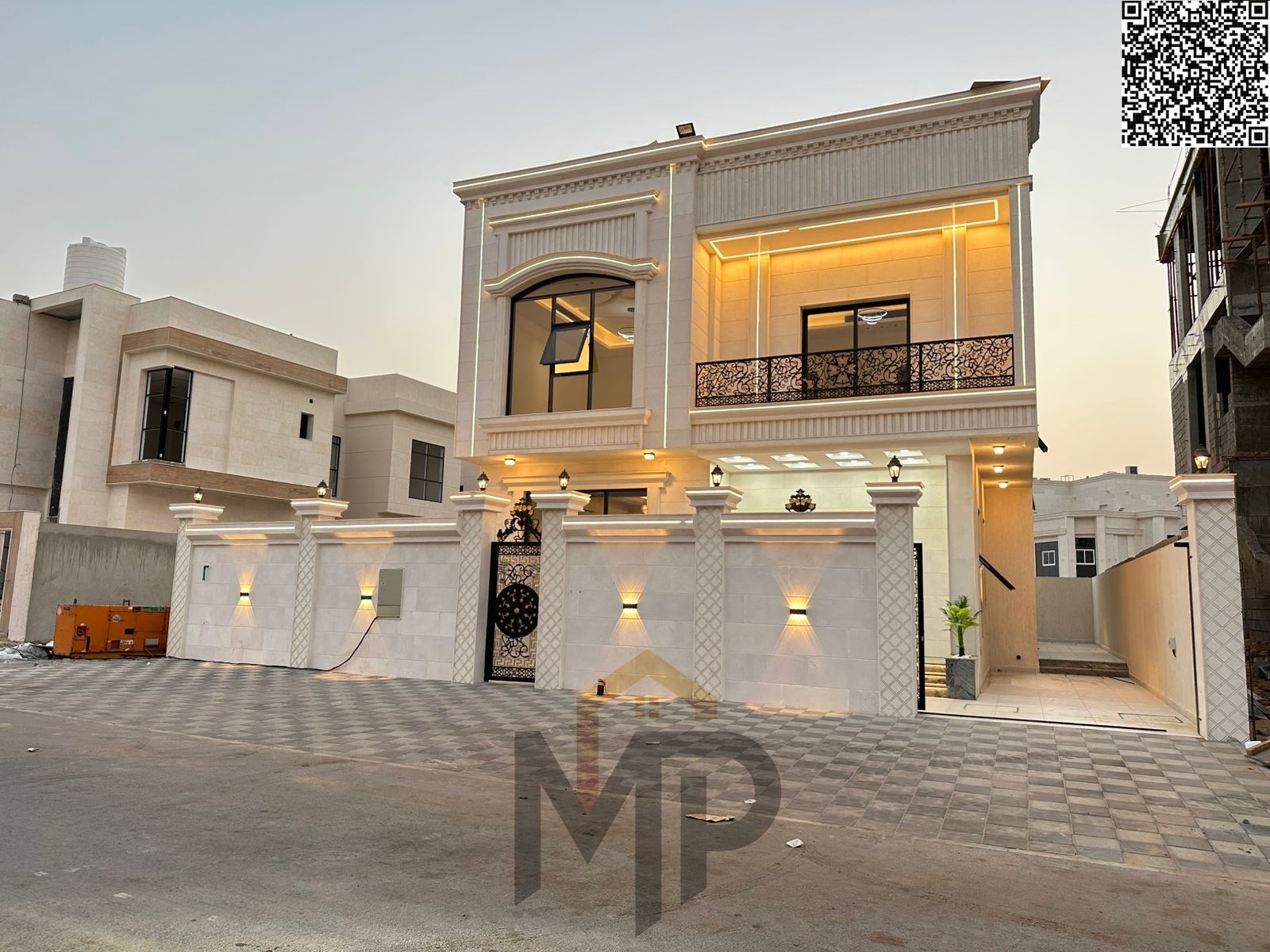 Turnkey villa, all-inclusive, on the main street, ready to move in, in one of Ajman's most prestigious areas. Freehold ownership available to all nati