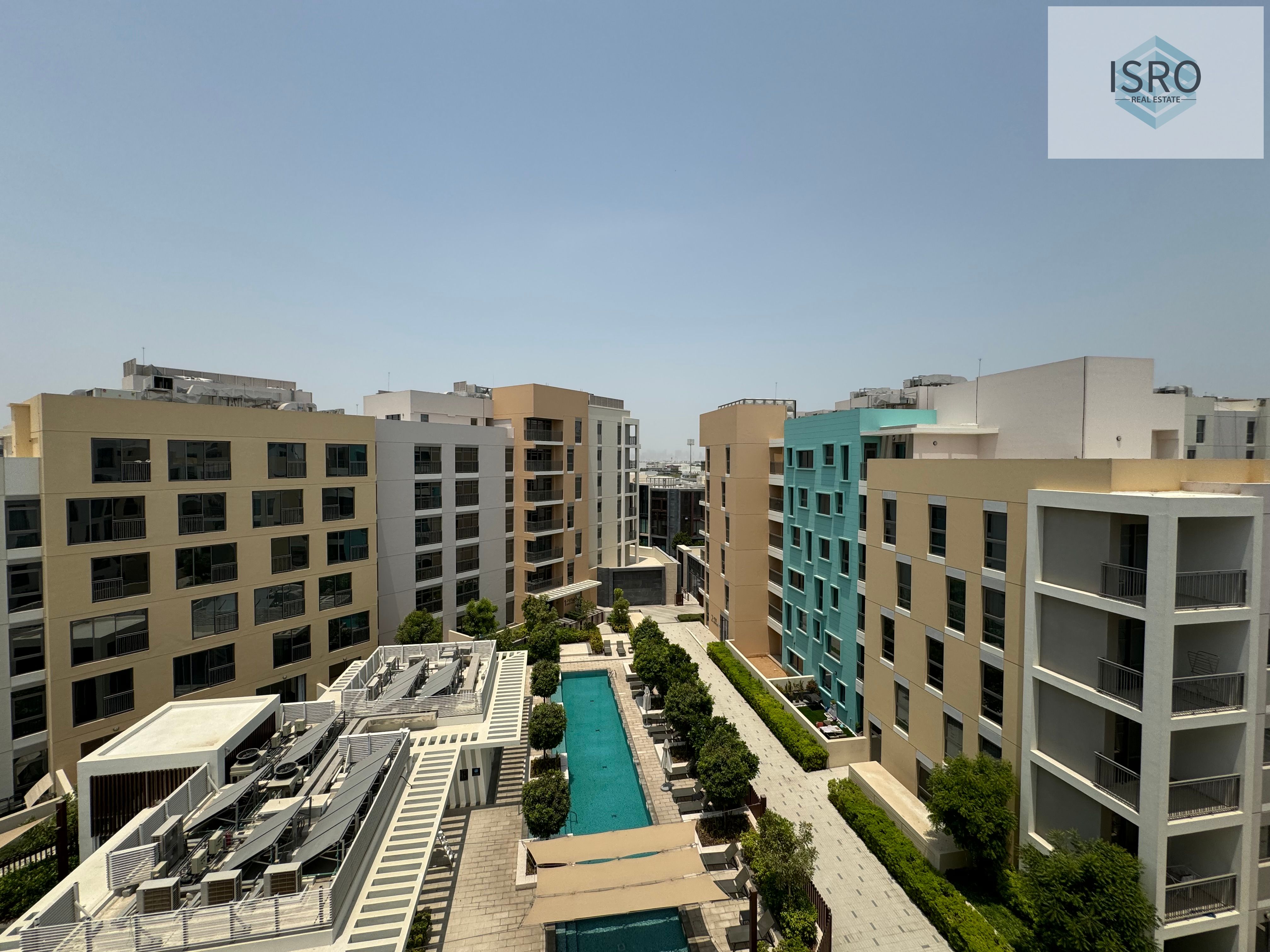 1 BR || L-shaped Kitchen || Near Mall ||