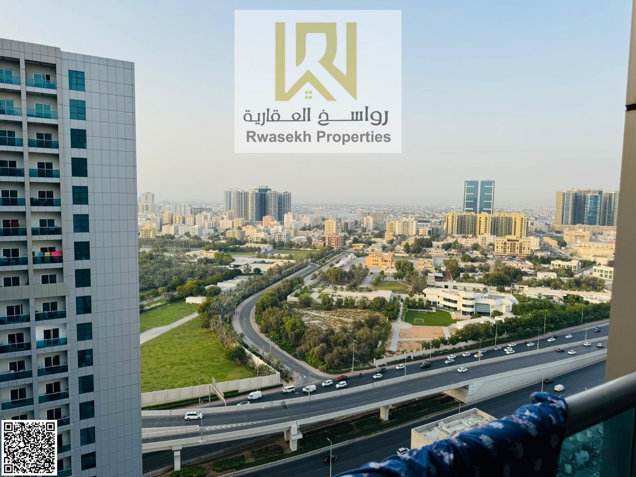 2 Bedroom Apartment for Resale in City Tower with Open View of Palace & Safeer Mall | Private Parking