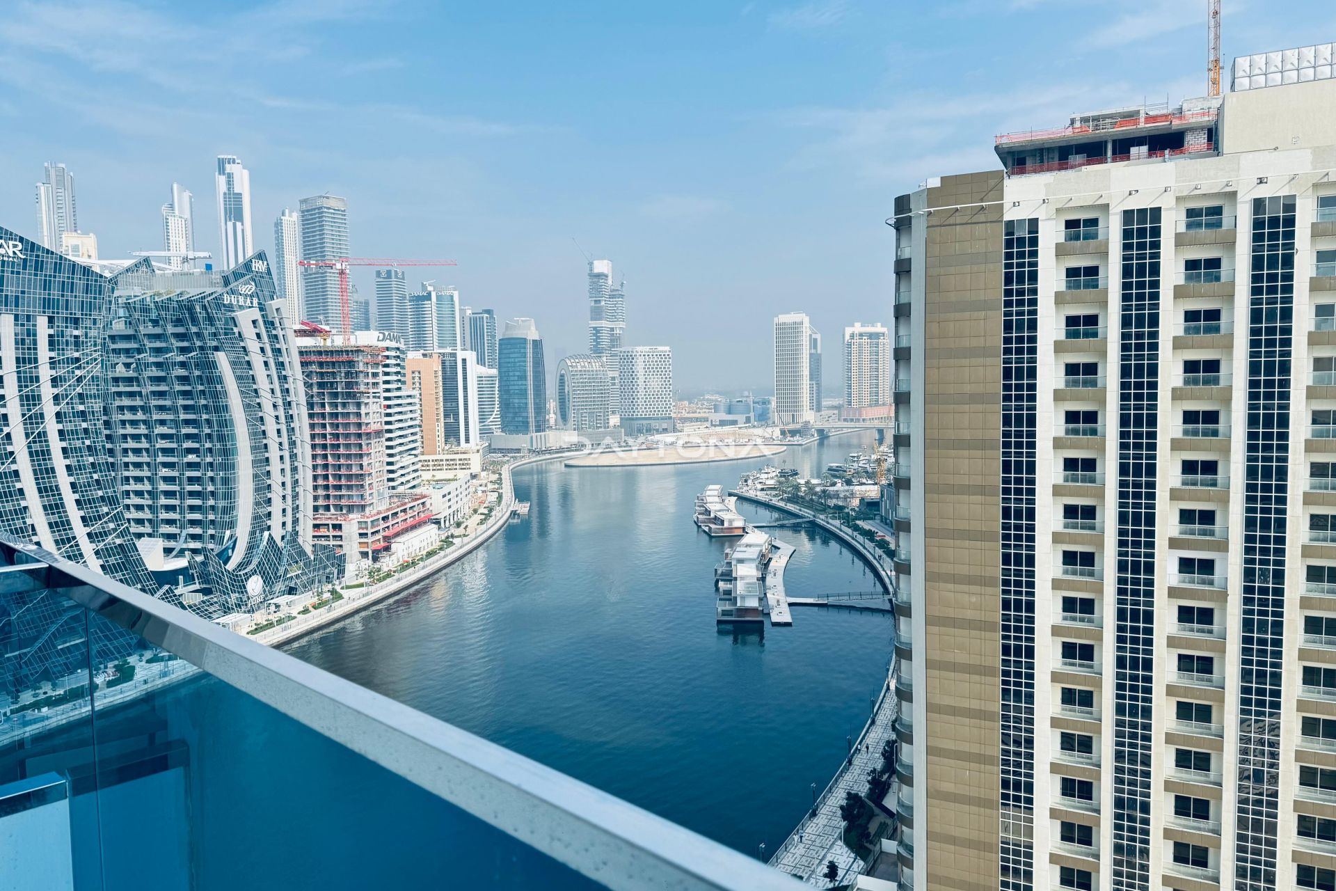 CANAL & CITY VIEW | FLEXIBLE CHEQUES | HIGHER FLOOR | FURNISHED