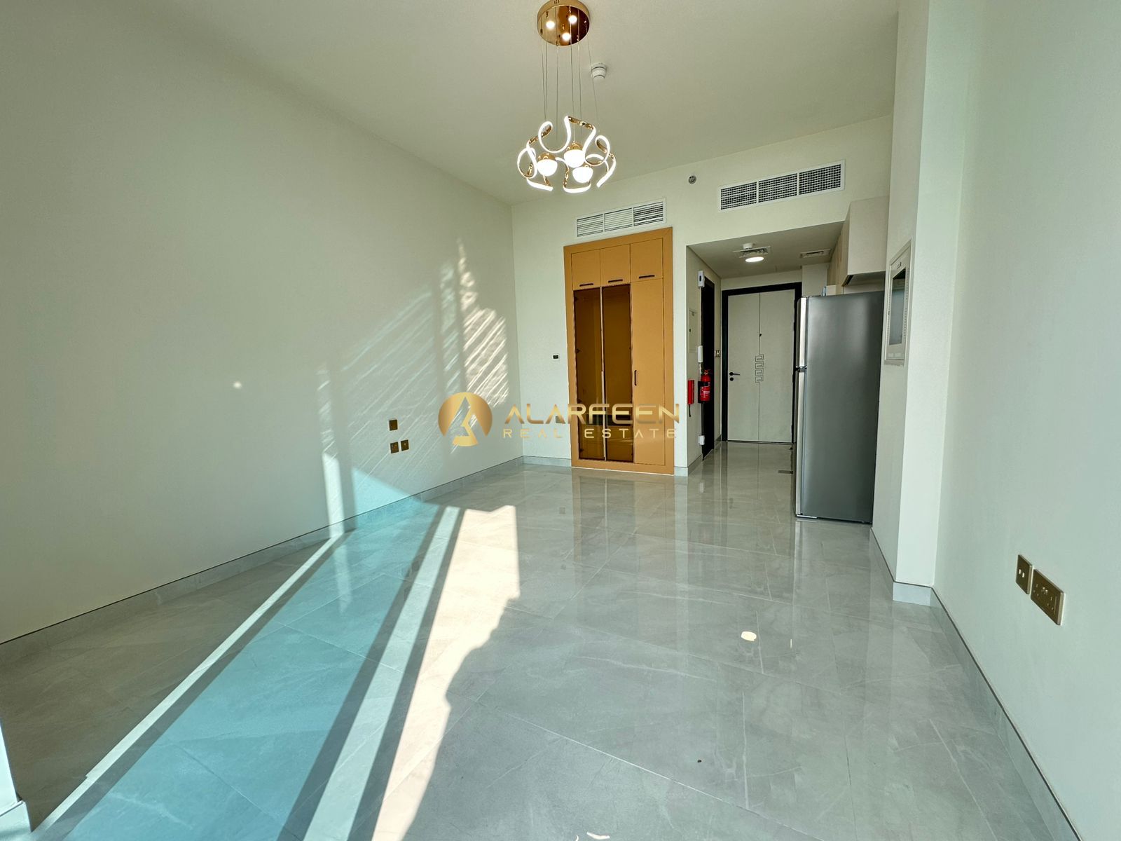 Exclusive Unit | Pool View | Fitted Kitchen