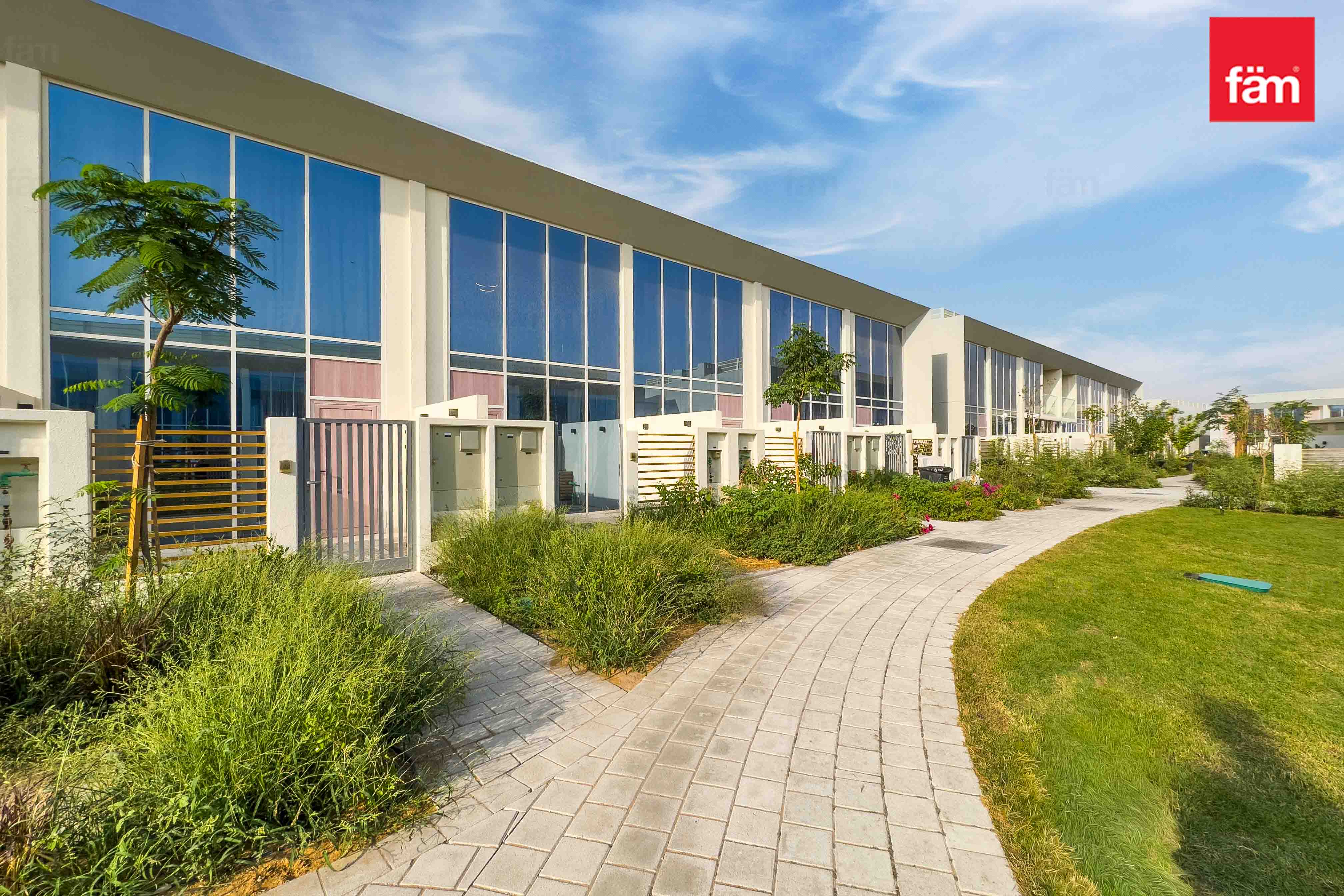 BuiltIn Storage | Vacant | Unfurnished