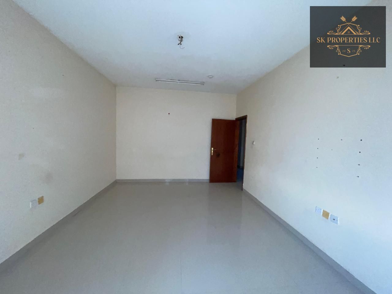 Spacious Unfurnished 2 BHK Apartment for Rent in Muwaileh Commercial, Sharjah | Prime Location | Family Living | Modern Amenities | 1,500 SQFT