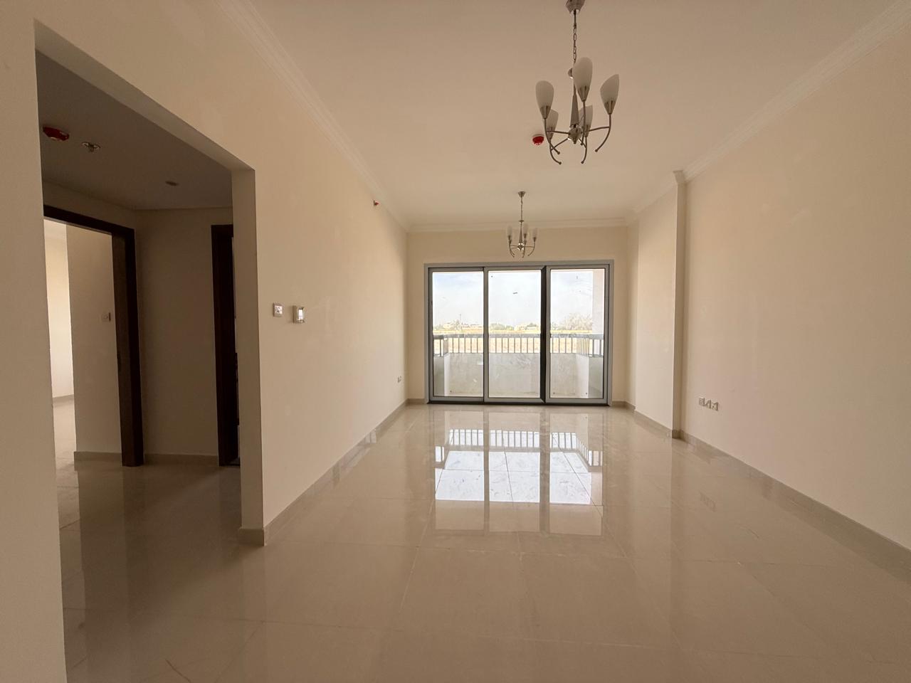 Lxury and brand new apartment with balcony with master room prim location sharja Al jada out sid