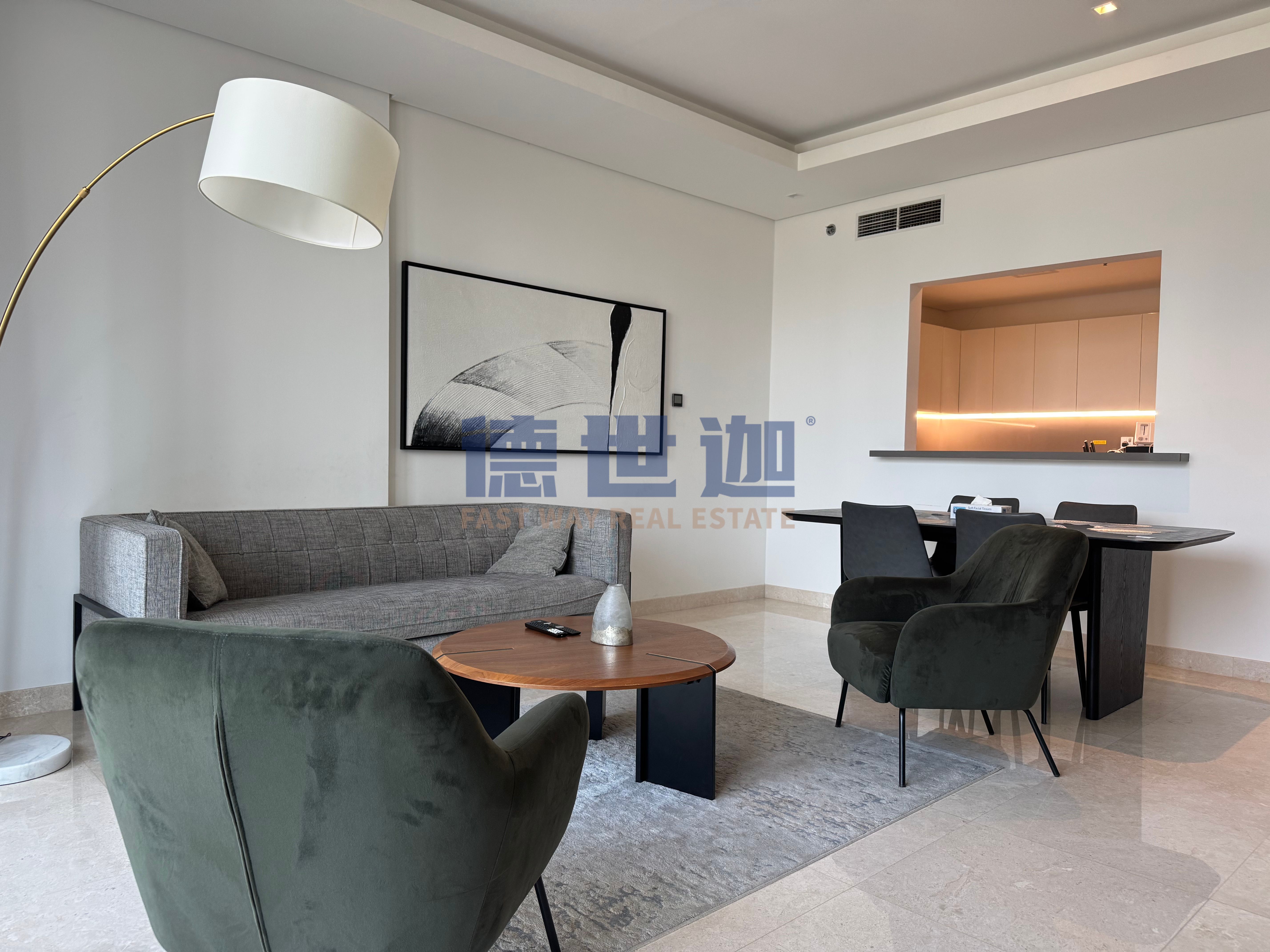 The Sterling East House/vacant/ fully furnished