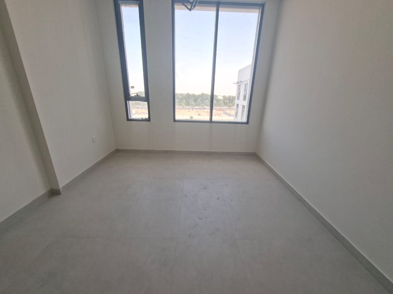 Lxury and brand new apartment with balcony with master room in Al Jada out side