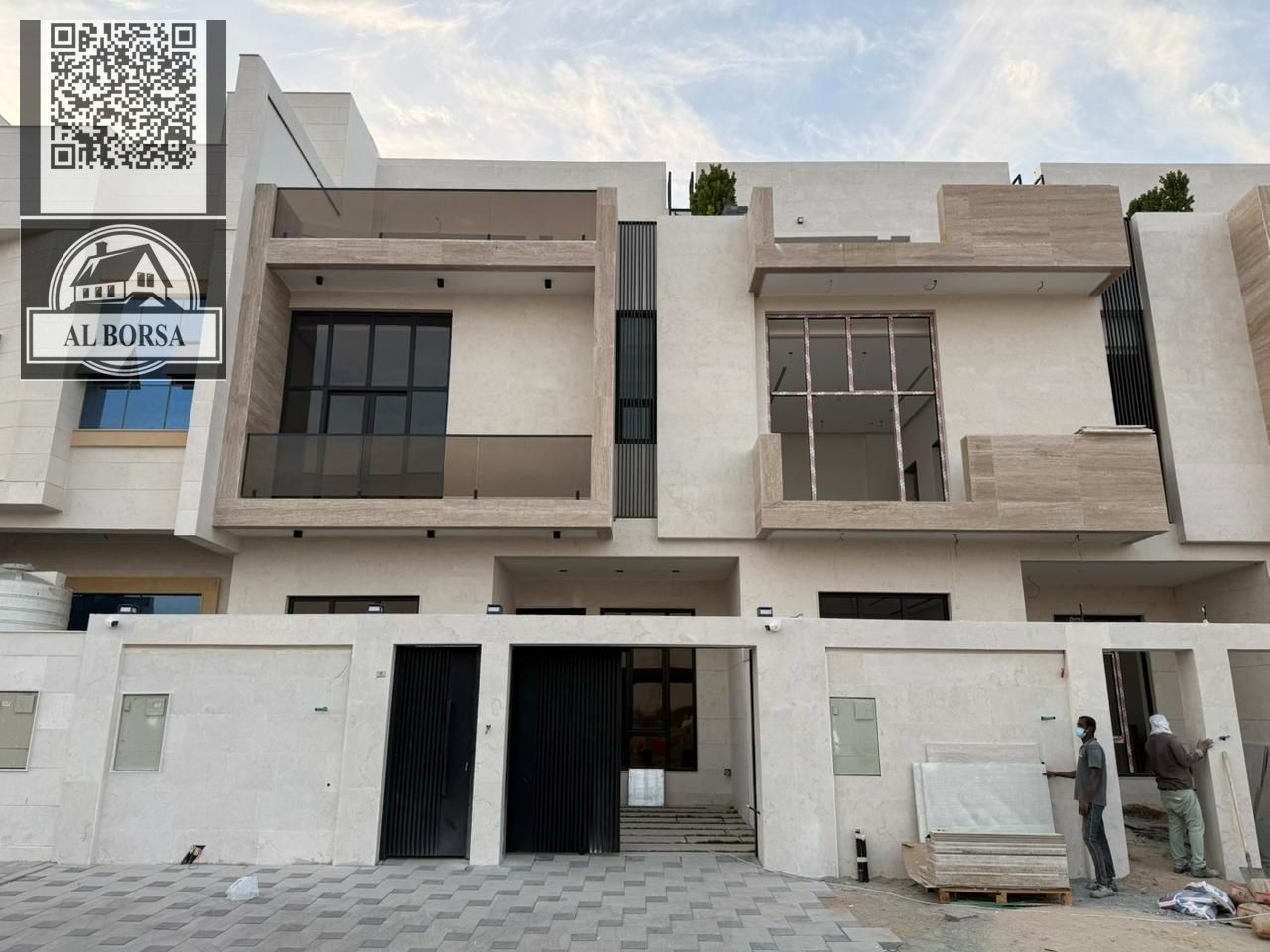 Villa for sale in Al Yasmin area, Ajman: 5 master bedrooms, a majlis, and a living room with a modern design and luxurious finishes. Freehold owner