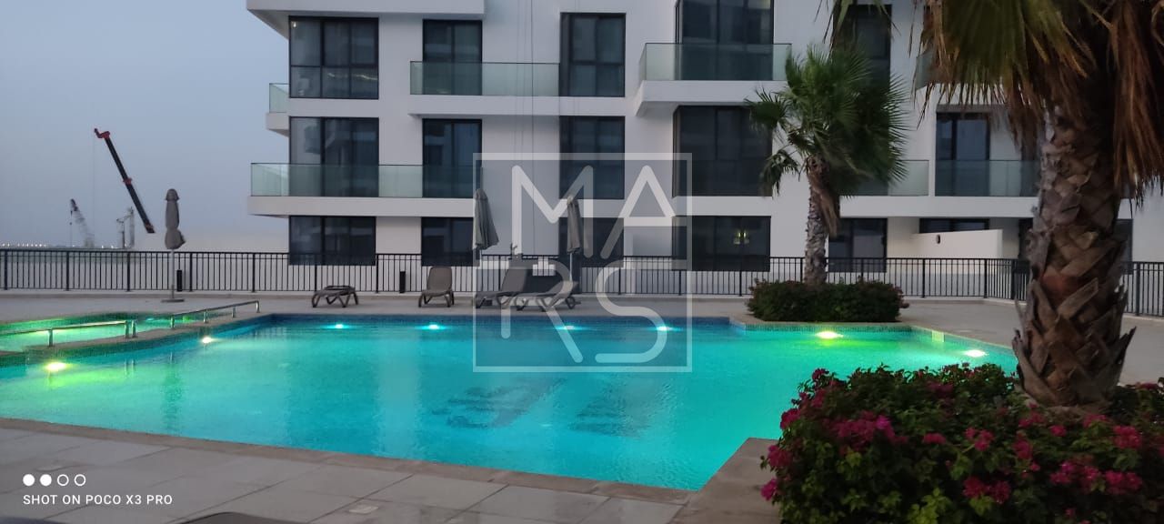 Modern Studio with Balcony | Partial Sea View