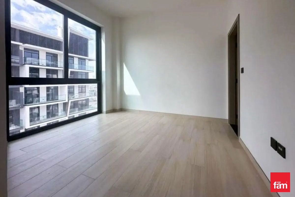 Prime Location | Vacant | Smart Home | Brand New