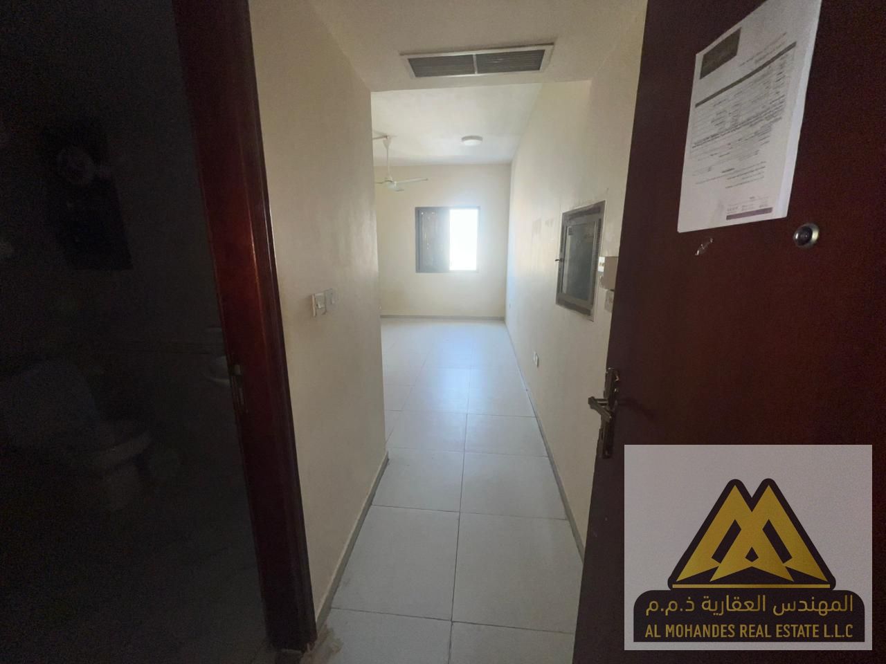 Semi-closed kitchen | Good space | Central air conditioning | Good finishing