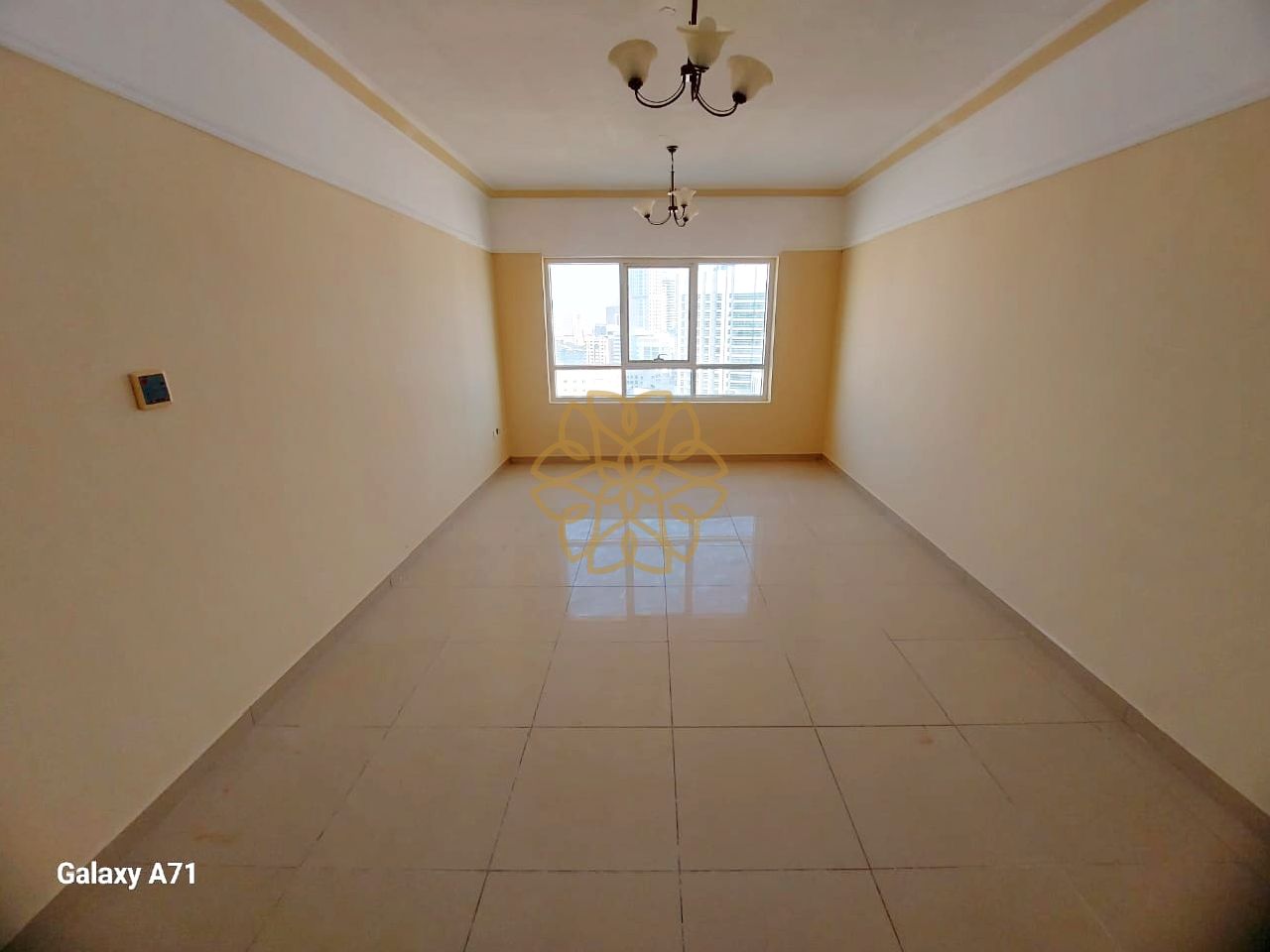 Hot 3BHK With Store Room