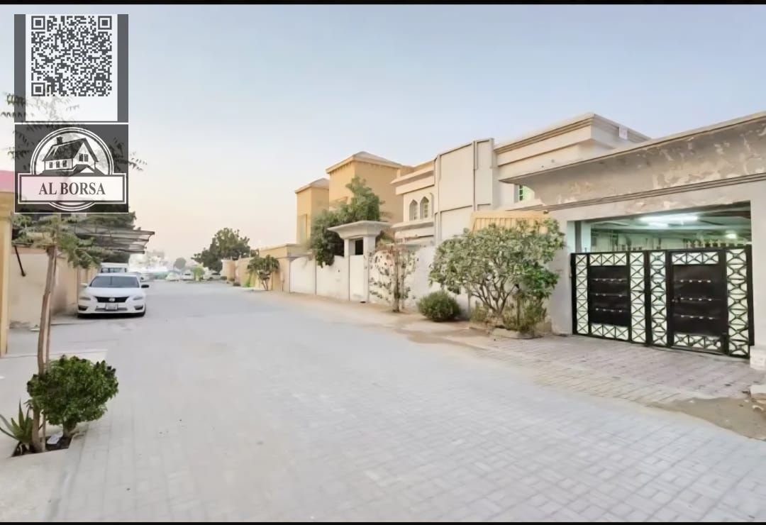 For sale: Villa in Al Muwaihat 3 – Ajman. 7 master bedrooms + living room + majlis + luxury kitchen + maid's room, ready to move in immediately.