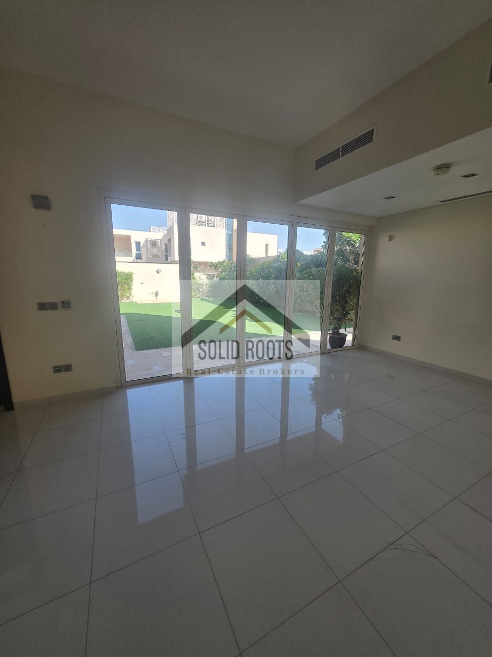 Huge | Mordern | Independent Villa | 4 bed