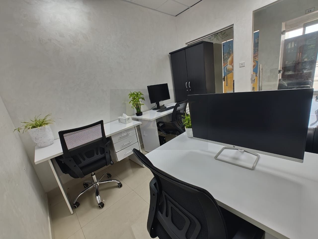 Efficiency Starts with Your Office| Rent with us with flexible payment