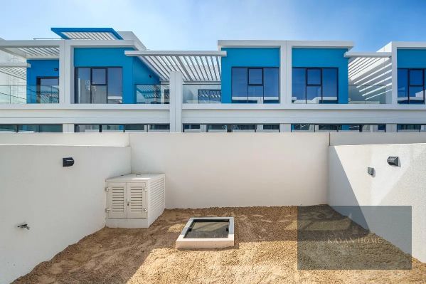 Exclusive 4BR B2B Townhouse | Santorini | DAMAC Specialist