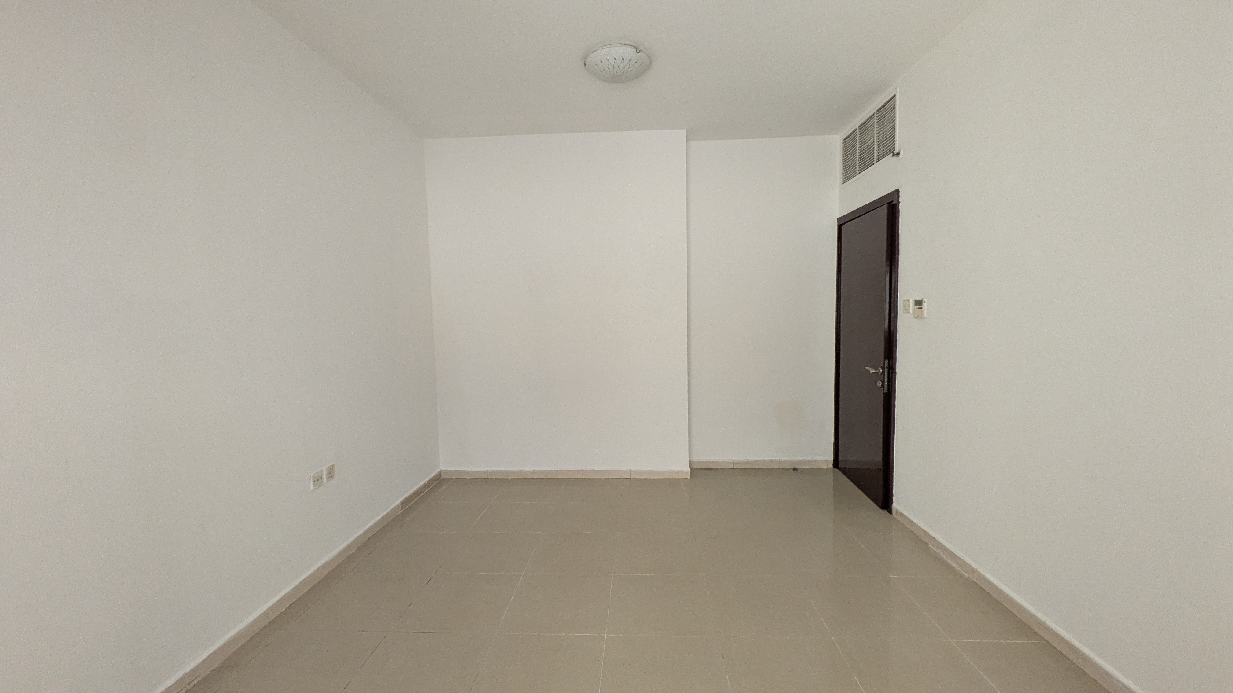 Cheapest 1bhk apartment available 37k near dubai exit