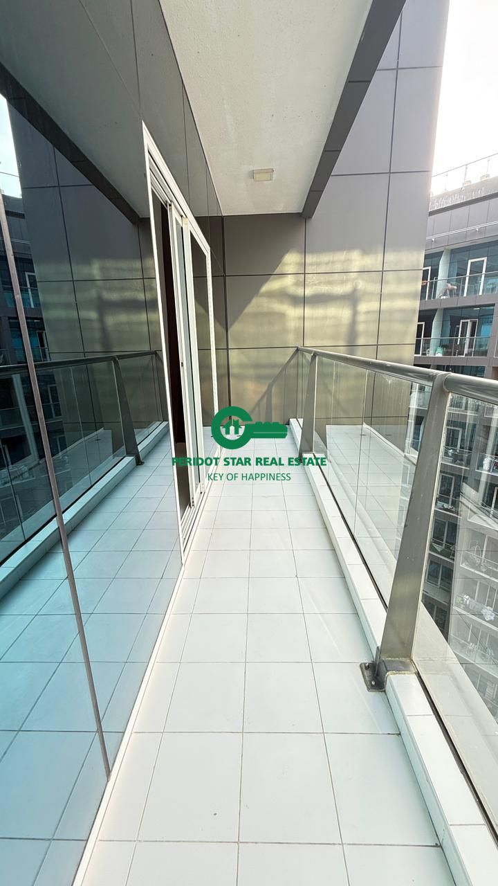 Chic Studio Living in Arabian Gates | Move-In Ready