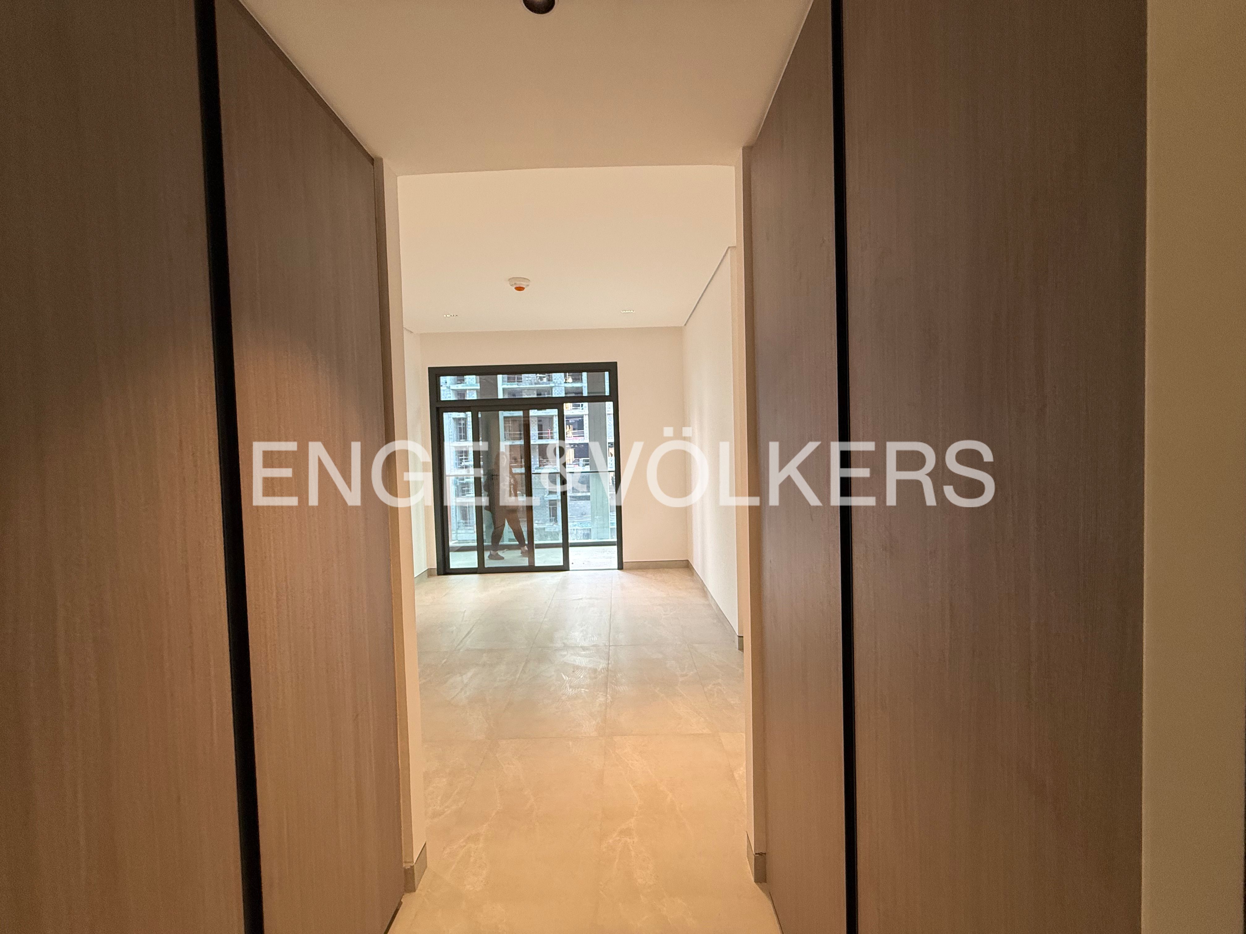 Brand New | Bright Unit | Premium Amenities