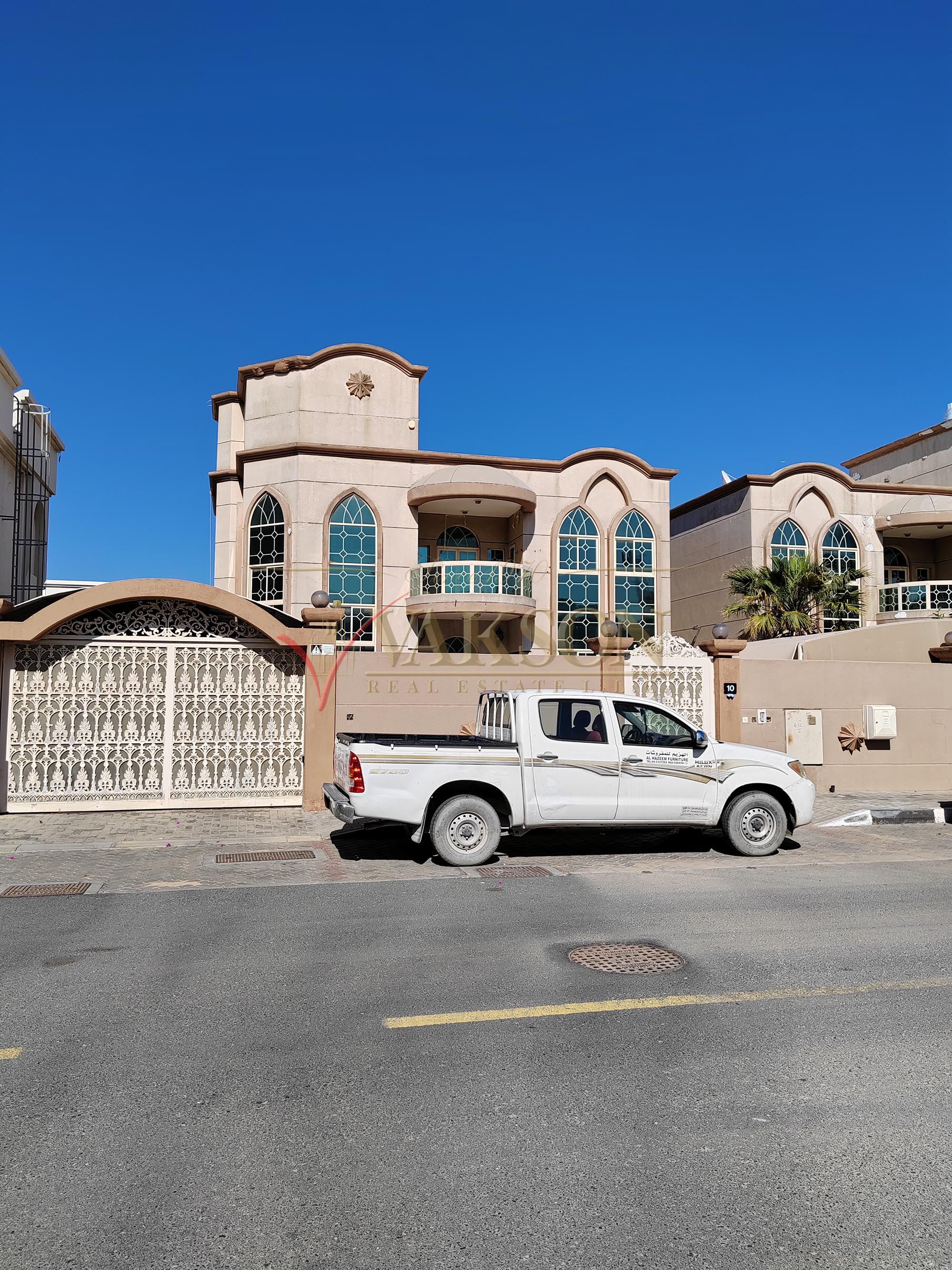 4 BR | Maid's Room | Covered Parking | Swimming Pool