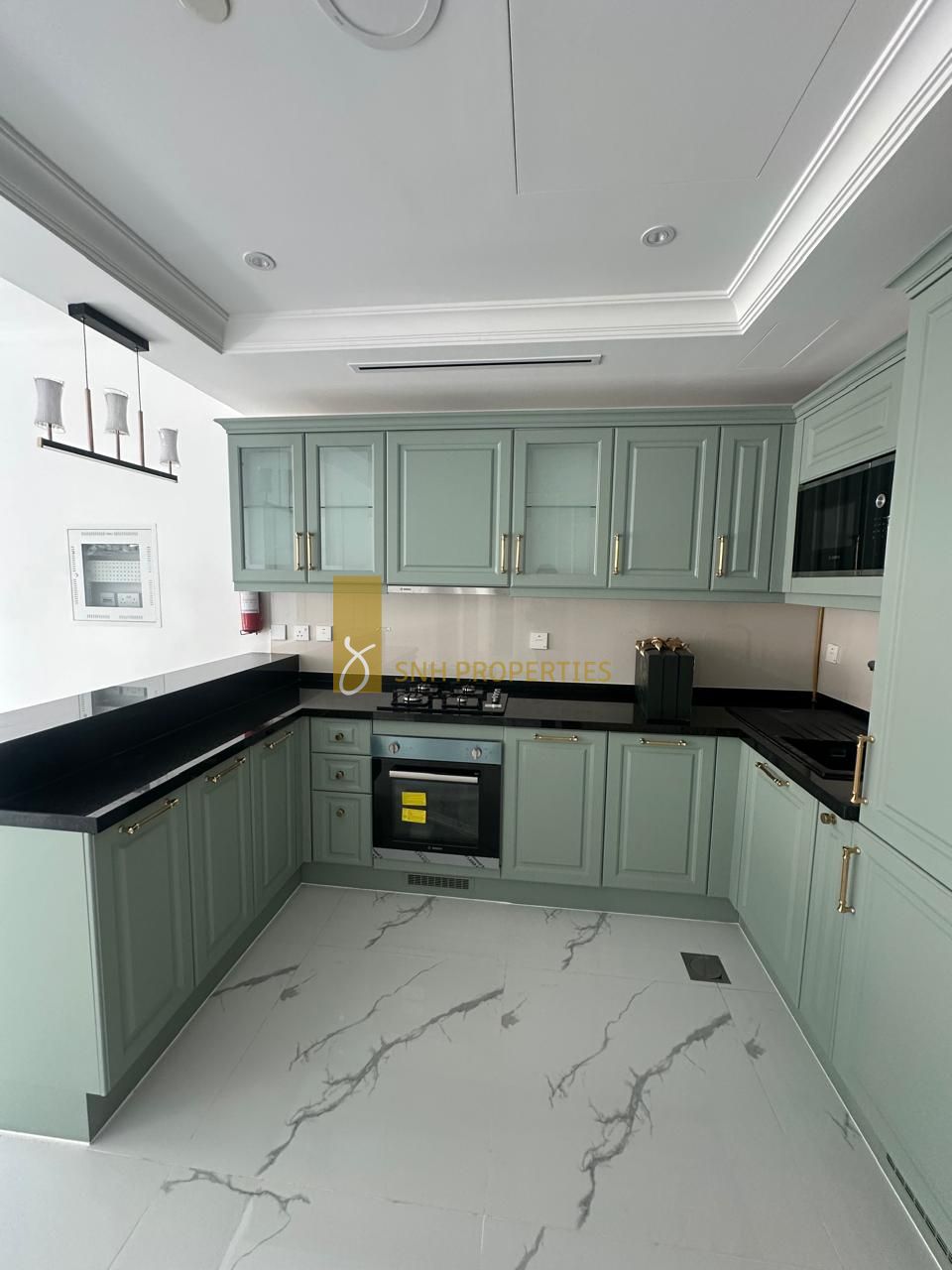 PREMIUM EDGE VIEW | READY TO MOVE IN | KITCHEN APPLIANCES