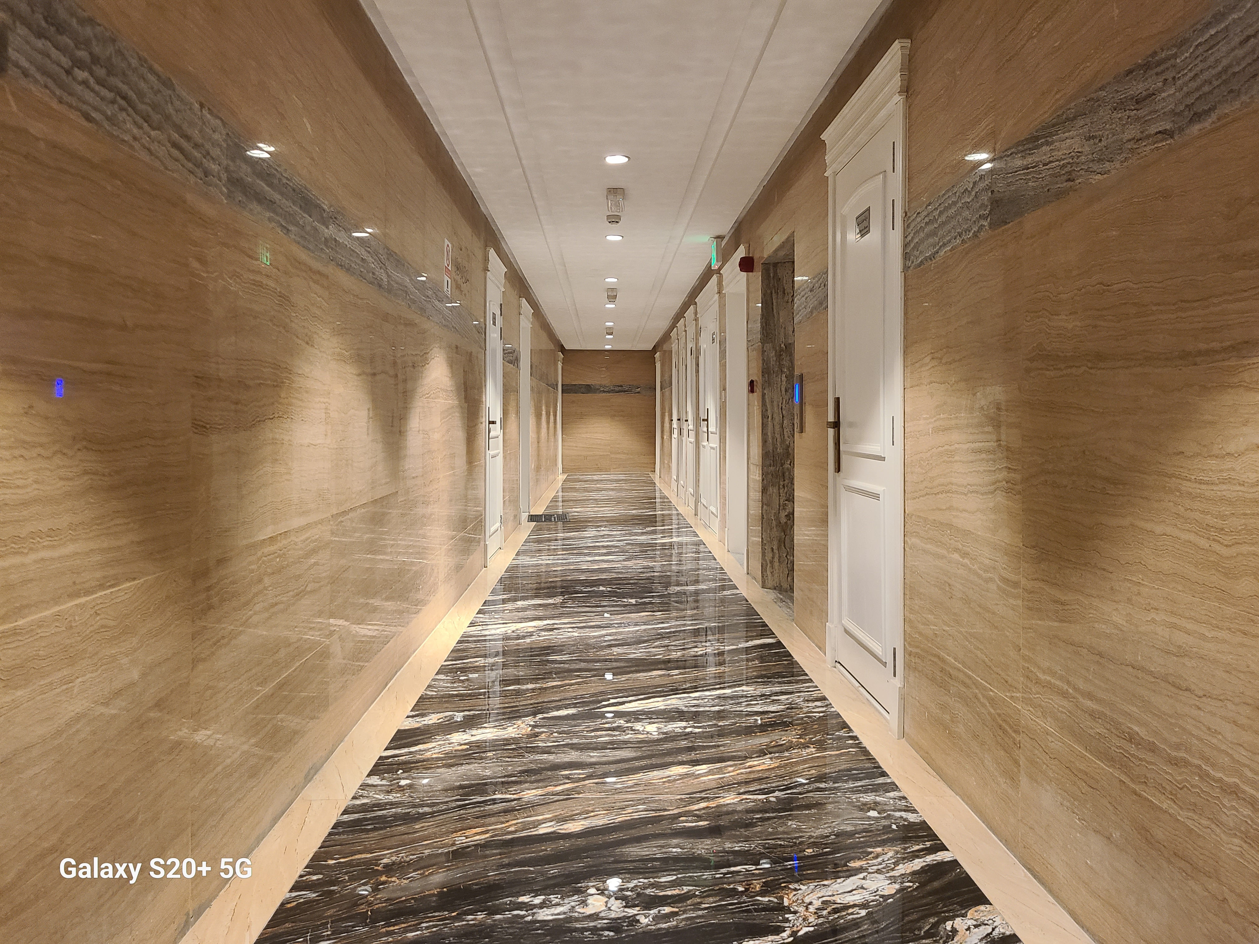 Lavish 1bhk with 2 washrooms aljada area sharjah
