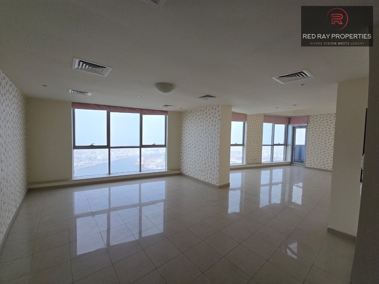 Sea View Duplex 4 Beds + Maid | Sale Julphar