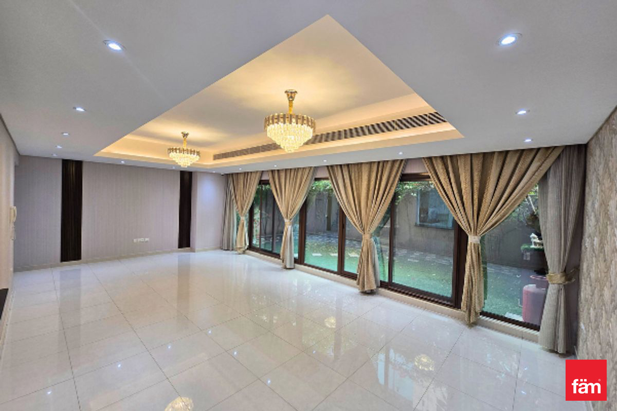 Park View | Burj Skyline View | Vacant | Vastu