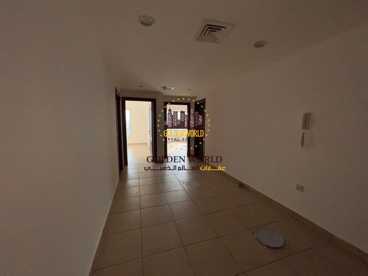 One-bedroom apartment for rent in Sharjah Al Majaz 2, free AC, gym, 2 bathrooms, spacious layout, open view, prime location near all services and tran