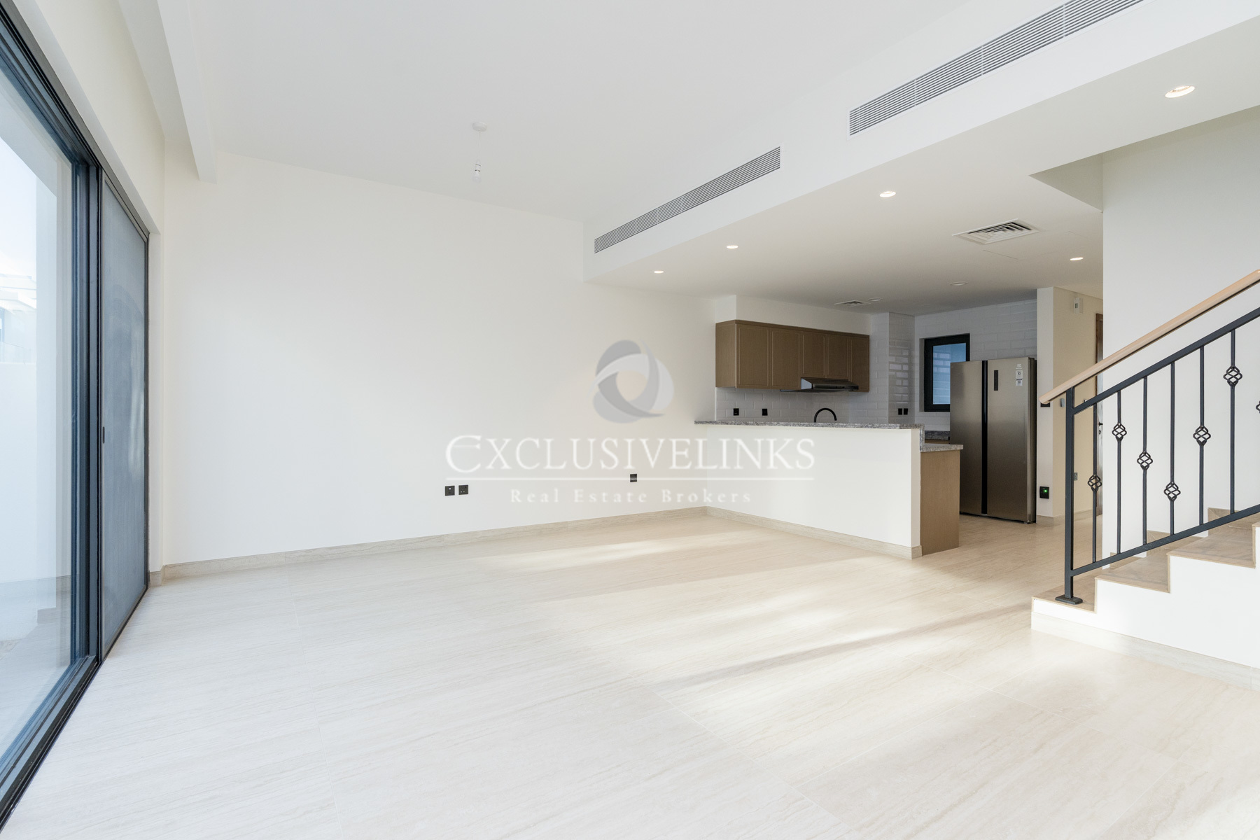 1 Month Free Rent - 4 BR TH with Appliances