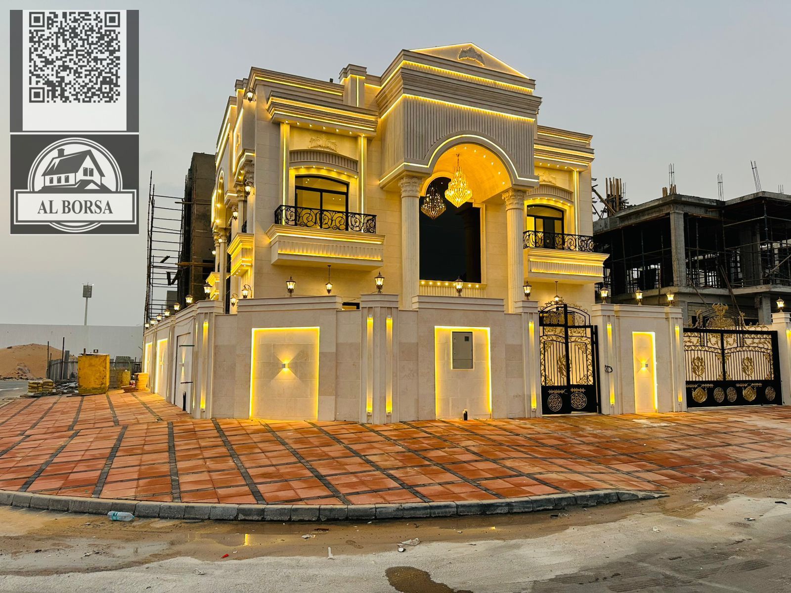 For sale: Villa in Al Helio 2, Ajman. 5 master bedrooms + living room + majlis + luxury kitchen + maid's room. Ready to move in immediately.