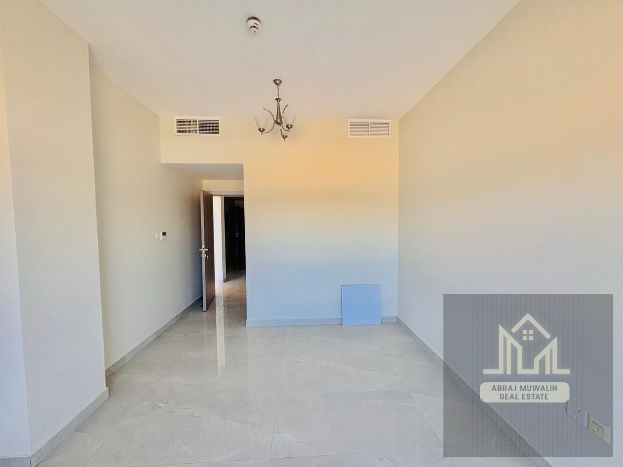 2bedroom Available in Low price